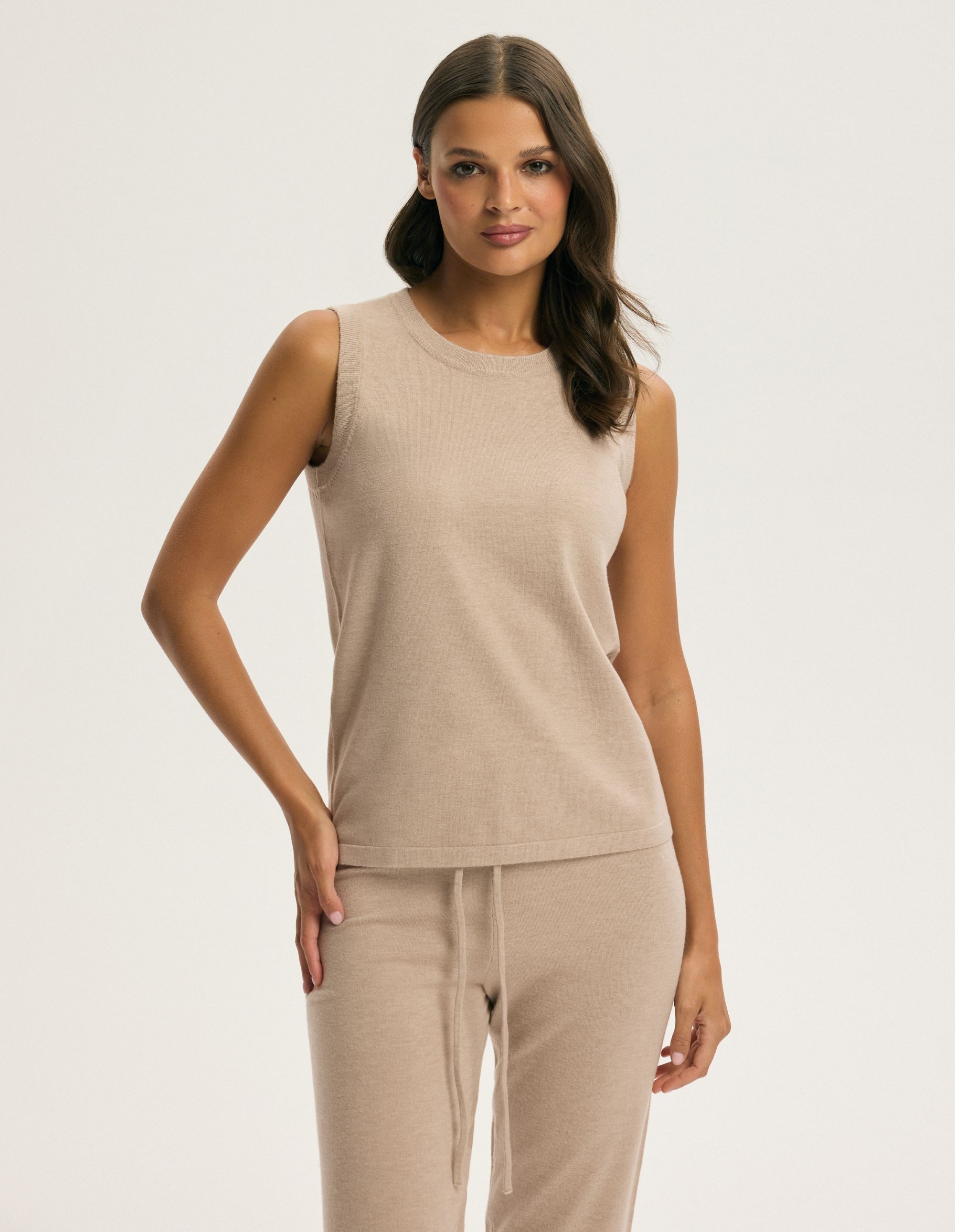 ESOTIQ Tanktop Ärmelloses Viskose-Top in feiner Strickoptik, Calmo
