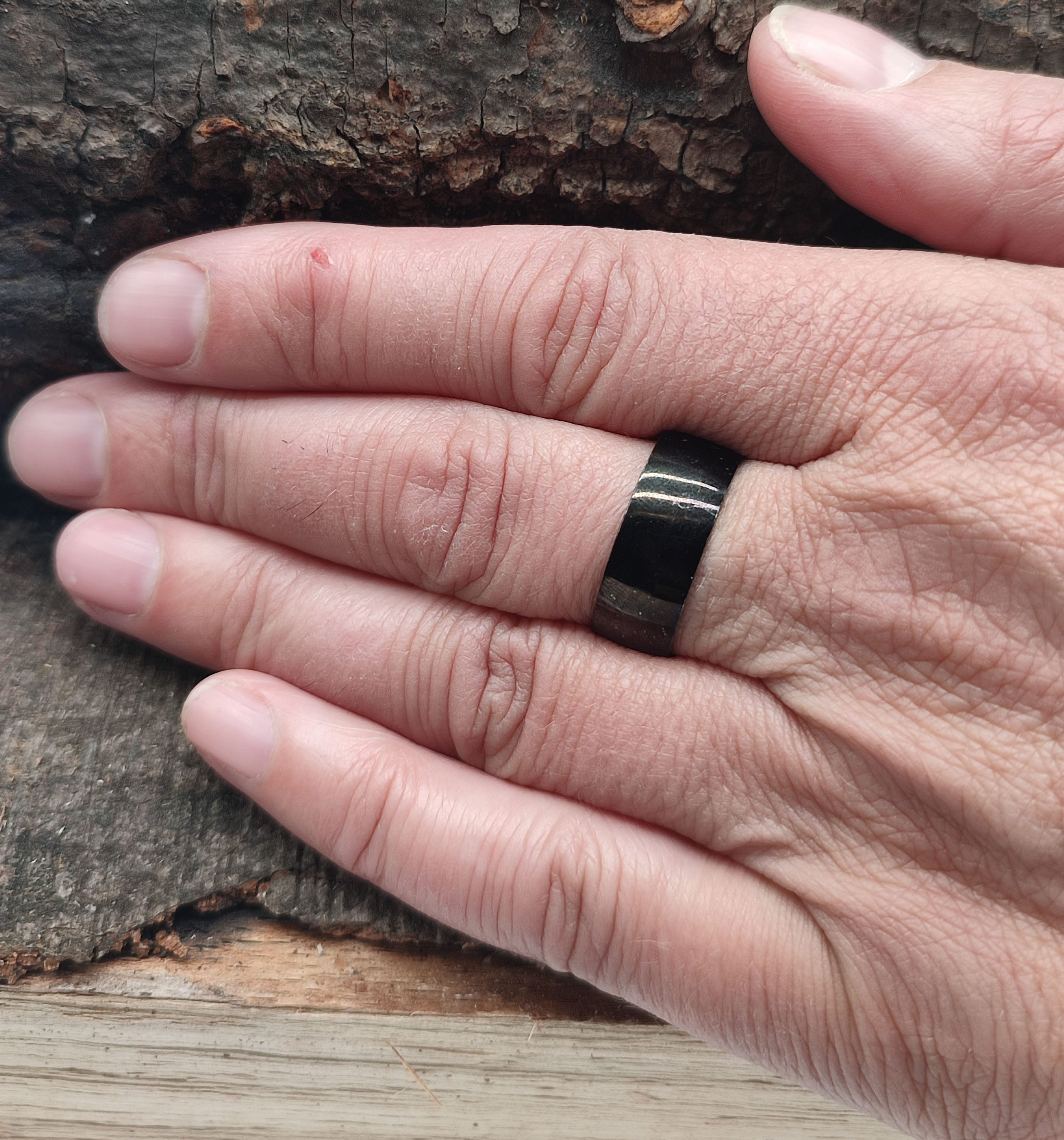 Kiss of Leather Fingerring schlichter schwarzer RING 2 - EDELSTAHL