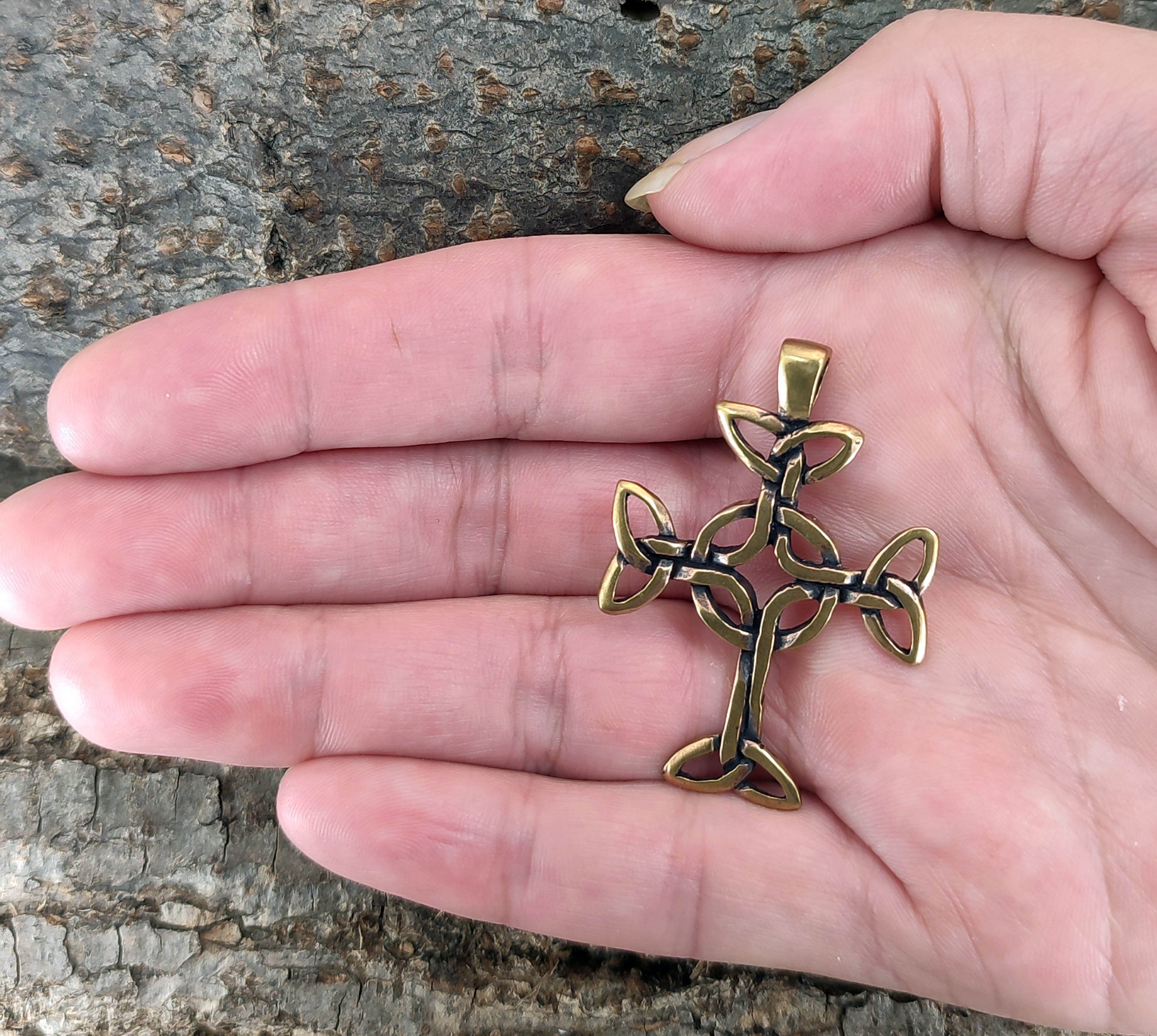 Kiss of Leather Kettenanhänger Keltenkreuz Kreuz Anhänger Kette keltischer Knoten Kelten Bronze