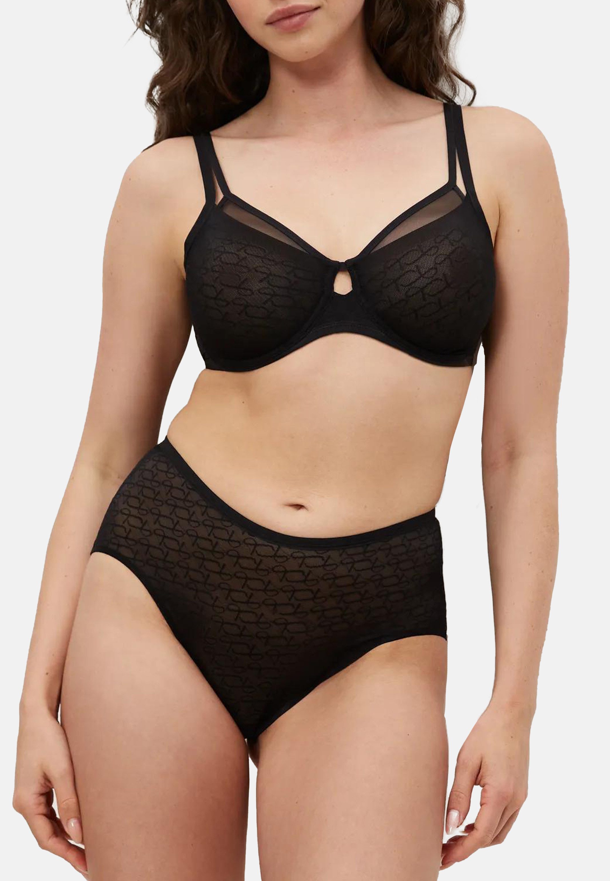 Triumph Minimizer-BH Signature Sheer W01 (1-tlg) Minimizer-BH - Leicht transparent - Sicherer Halt ohne Druck – Bild 5 von 5