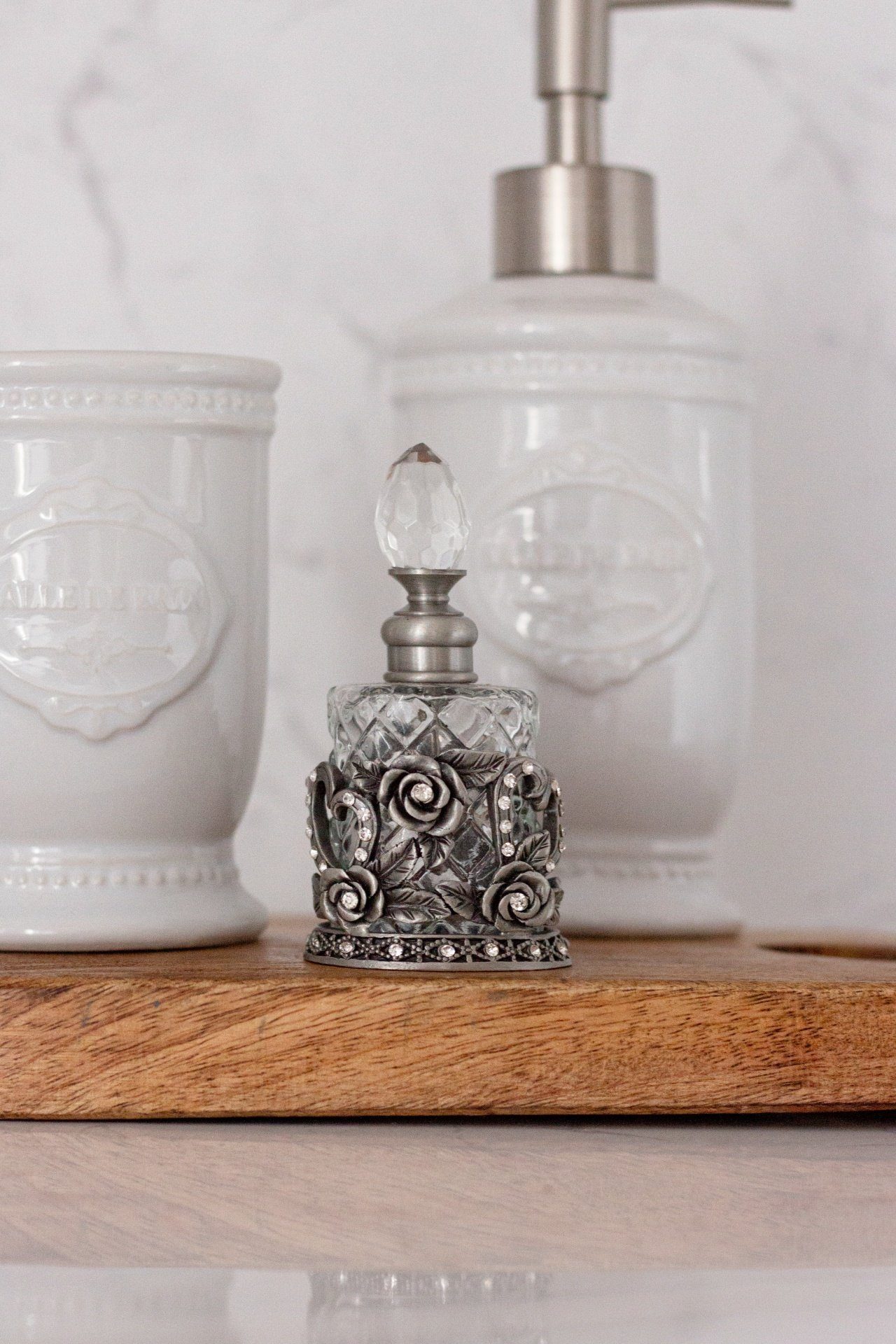 Clayre & Eef Wandbild, WC, Grosses Schoenes Toiletten WC Hinweisschild aus Metall rot mi