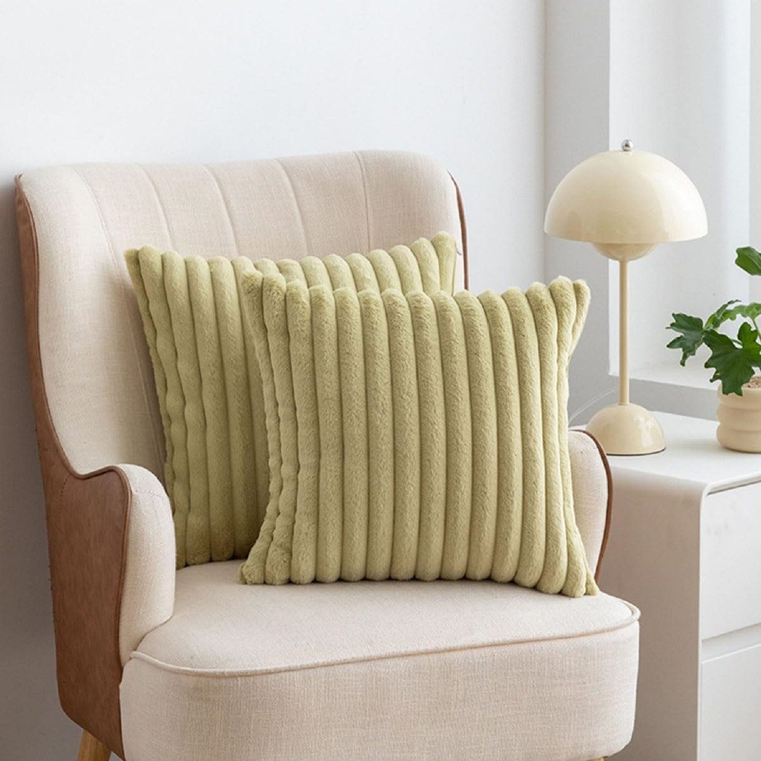 OKWISH Kissenbezüge 2er Set Flauschig Plüsch Deko Dekokissen Sofakissen Zierkissenbezüge, (2 Stück), 45x45cm Sofakissen Couchkissen Bezug Sofa Schlafzimmer Reißverschluss