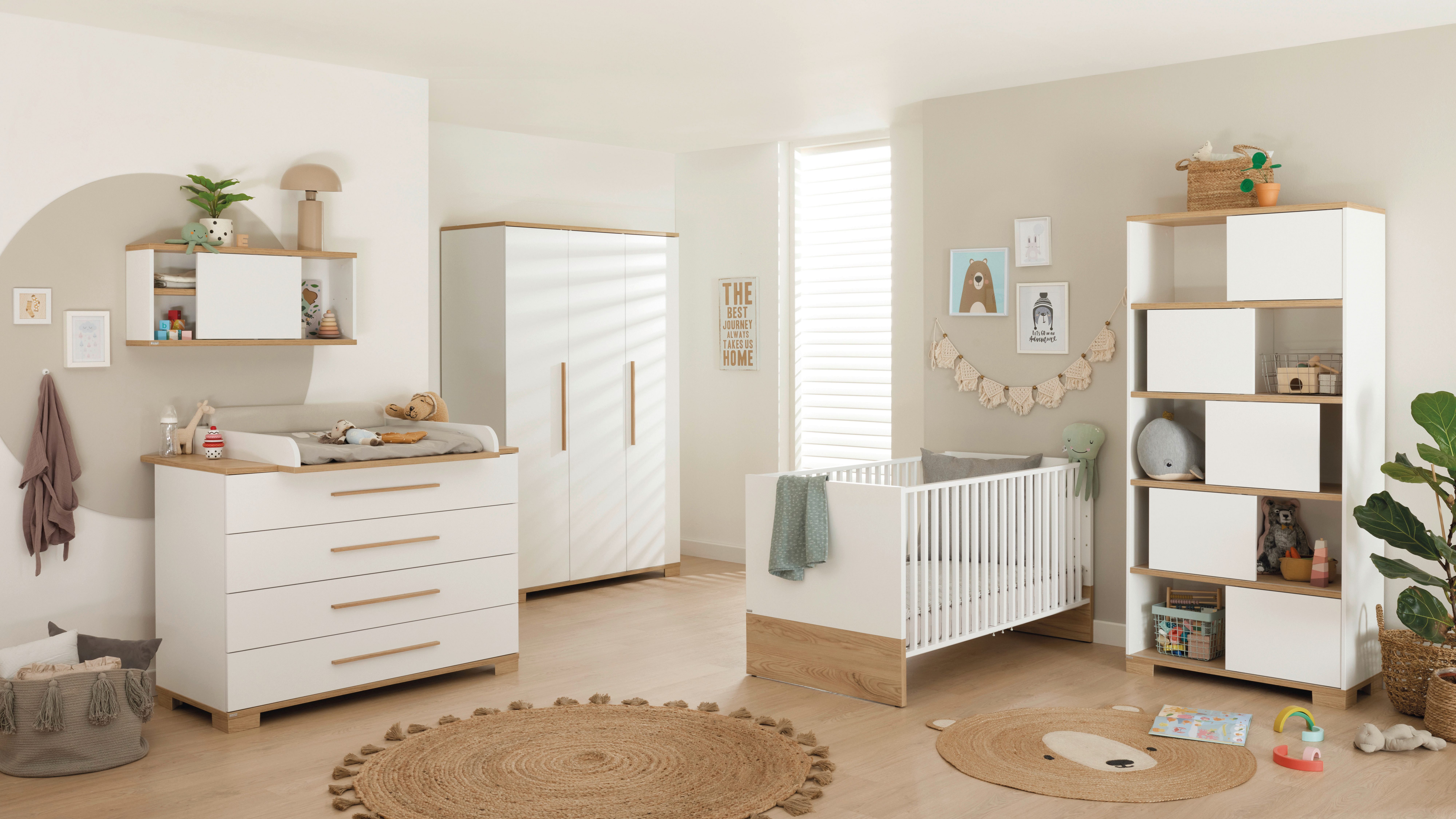 PAIDI Babymöbel-Set YOLANDA, 4-teiliges Babyzimmer in Weiß, hochwertiges Komplettset, (Spar-Set, 4-tlg., 70x140cm Babybett, Kleiderschrank 3-türig, Wickelkommode & Aufsatz), Kinderzimmer, Soft-Close-Funktion, mitwachsendes Bett inkl. Lattenrost