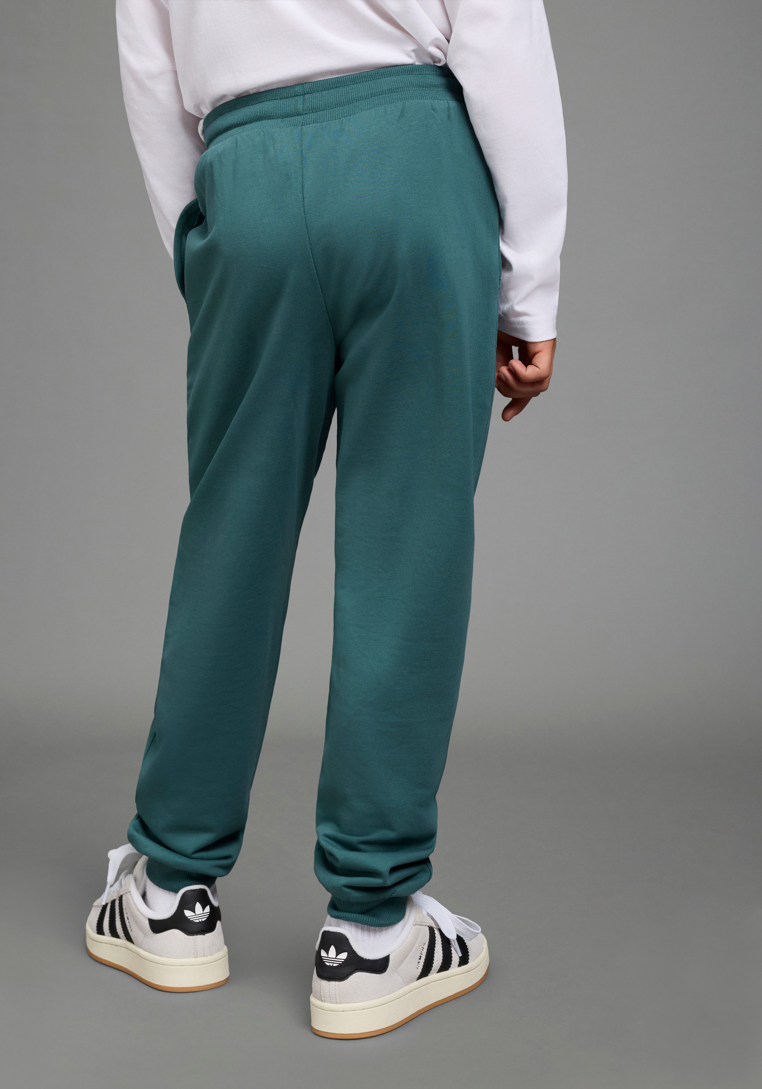 KIDSWORLD Sweathose 2er Pack Jogginghosen (Packung, 2-tlg., 2)