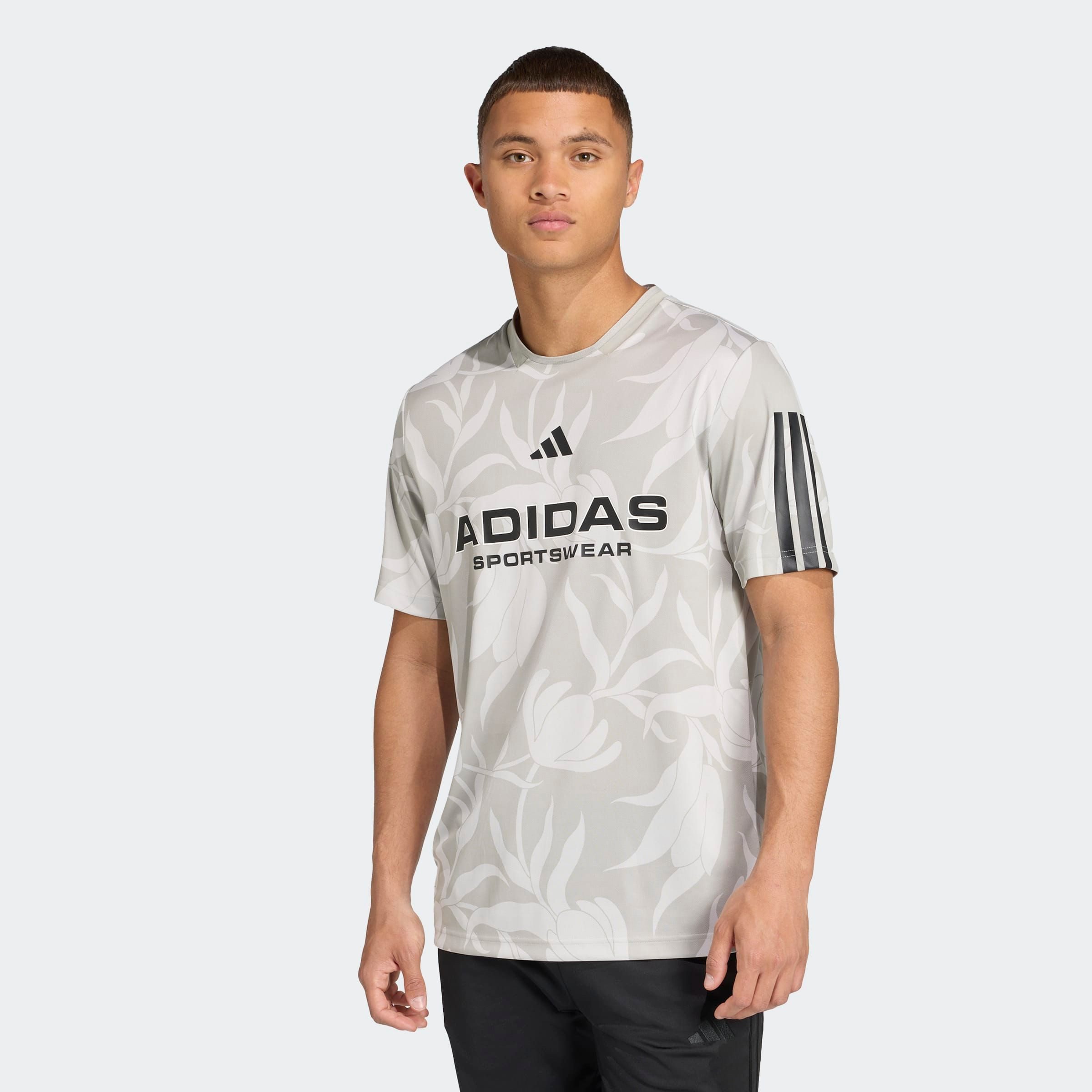 adidas Sportswear T-Shirt M TIROAOPJSYQ3 sportlicher Stil, mit Rundhalsausschnitt, Allover-Print