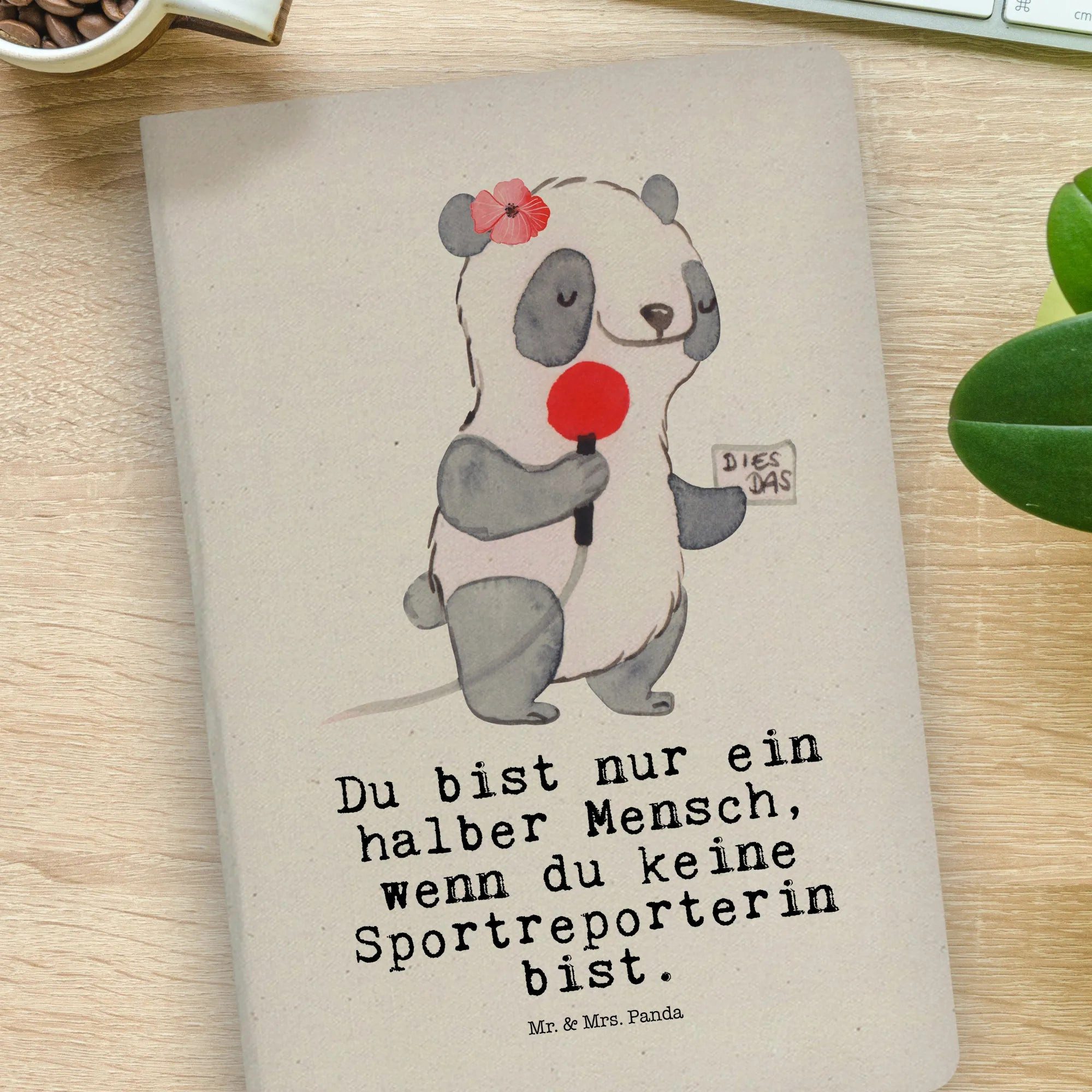 Thumbnail - Mr. & Mrs. Panda Notizbuch Sportreporterin Herz - Transparent - Geschenk, DIN A4 Arbeitsbuch, Um Mr. & Mrs. Panda, Kreat...