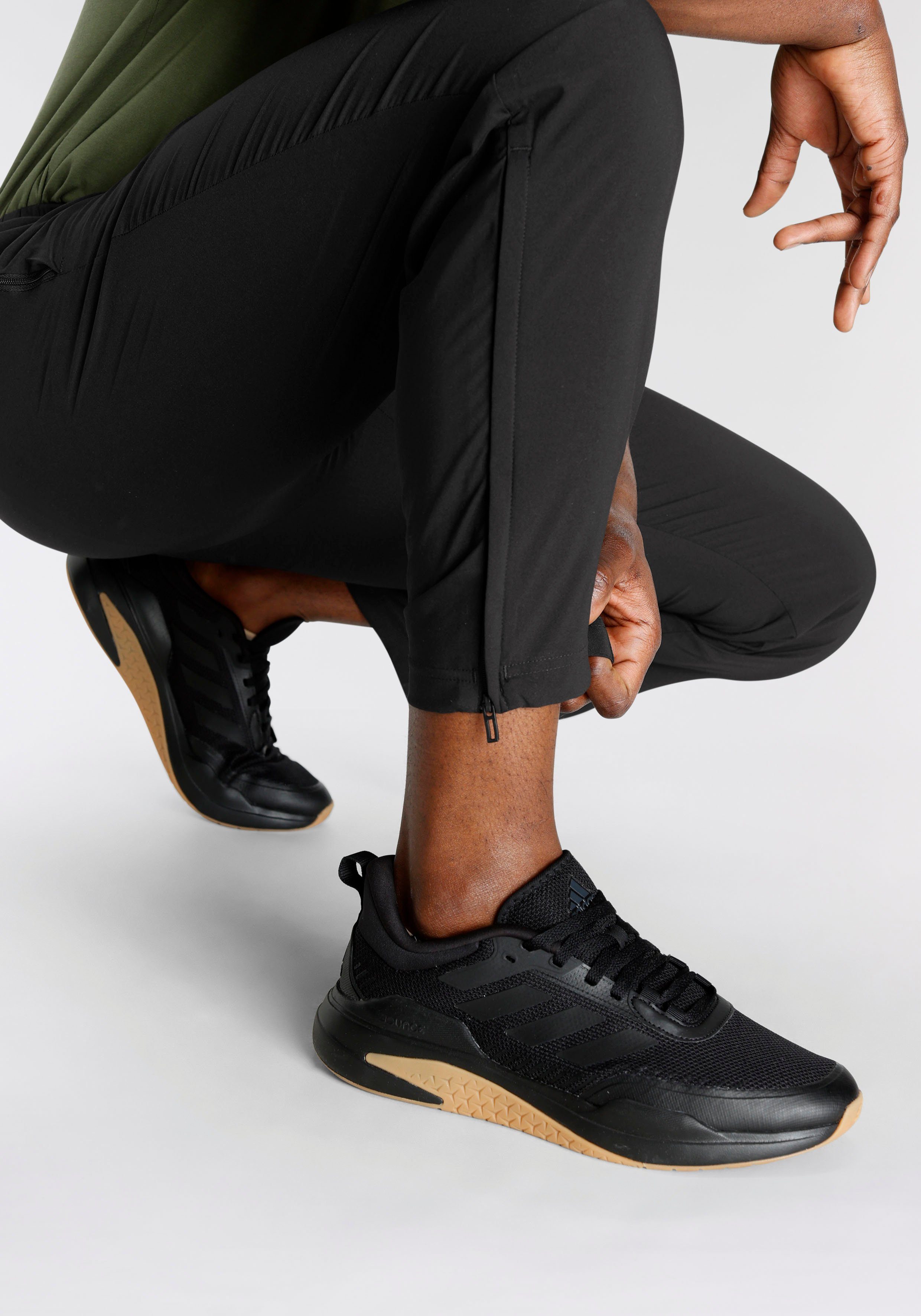 HOSE Sportswear HEM OPEN Black Sporthose EMBROIDERED STANFORD LOGO adidas ESSENTIALS AEROREADY (1-tlg) SMALL