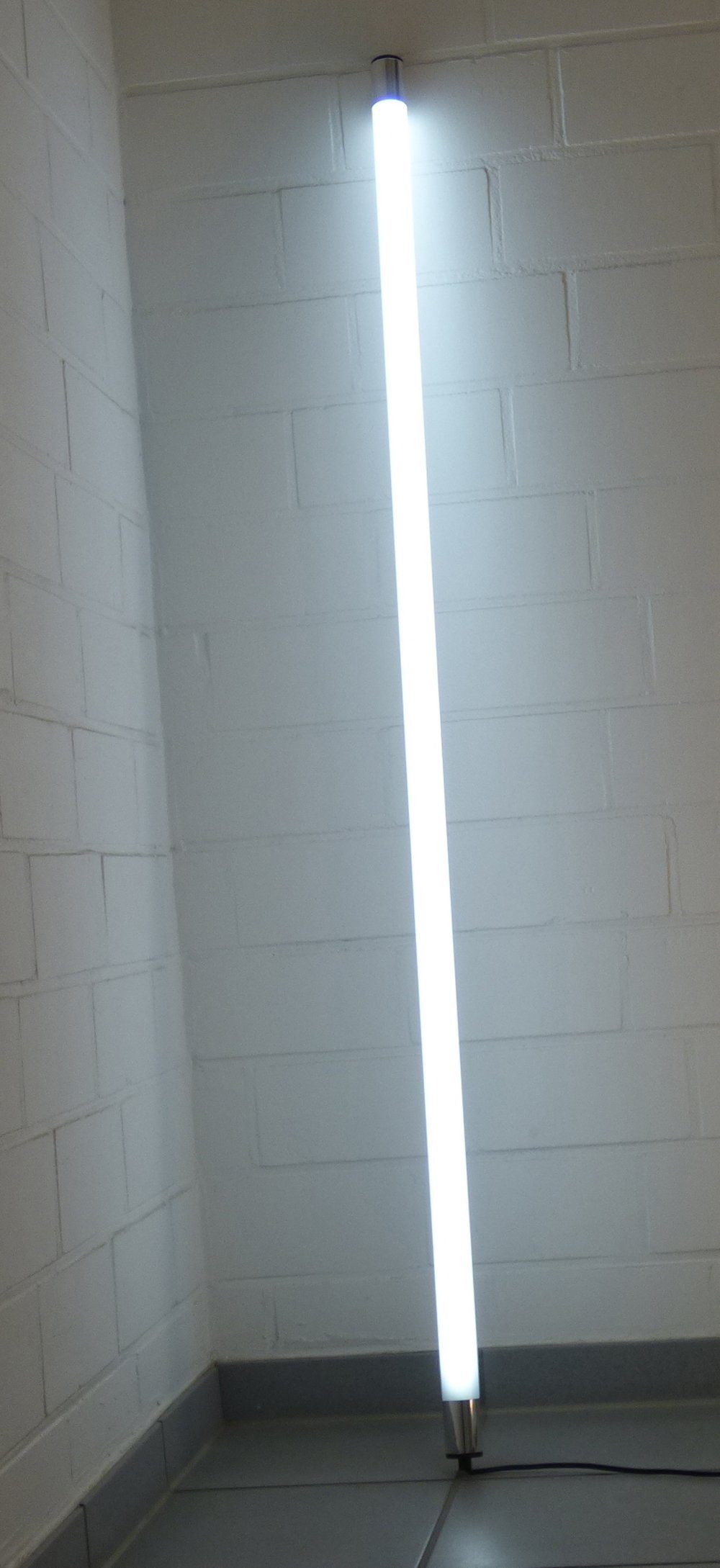 XENON LED Wandleuchte 8381 Kalt Außen IP44 Kaltweiß 1,53m Leuchtstab LED, LED Satiniert / Lumen 2200 Weiß, Xenon