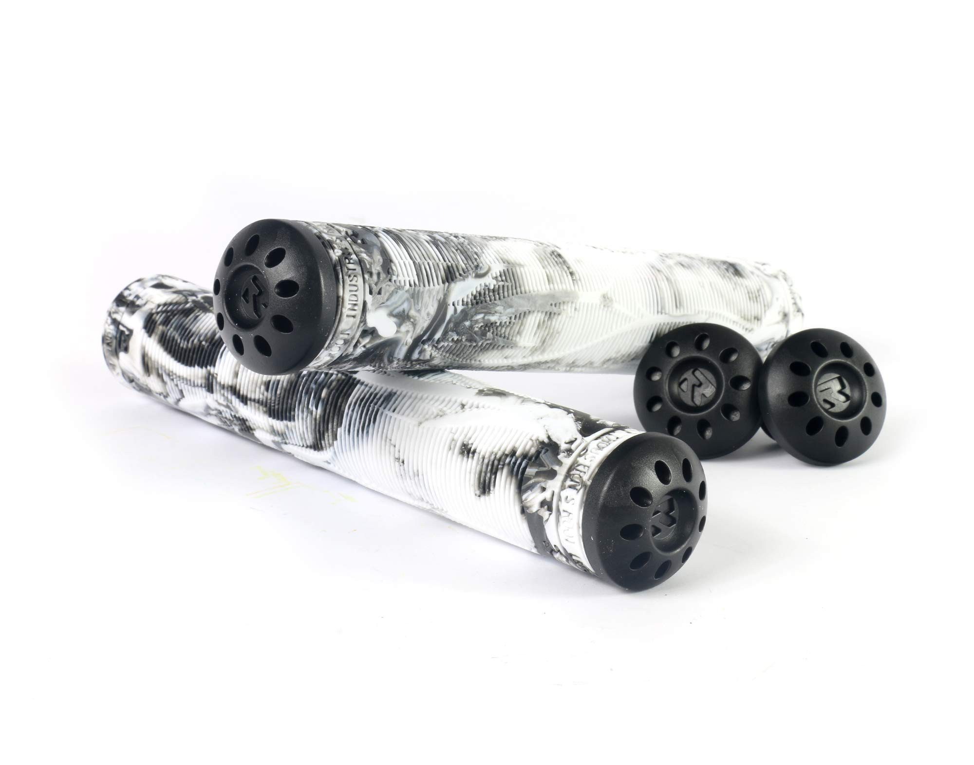 Centrano Skateboard Root Industries R2