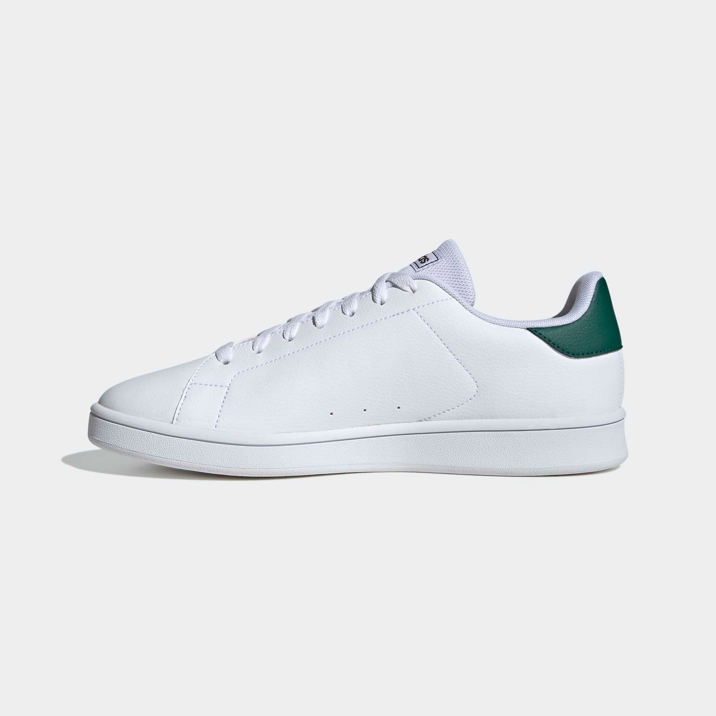adidas Sportswear COURT Sneaker inspiriert vom Design des adidas stan smith