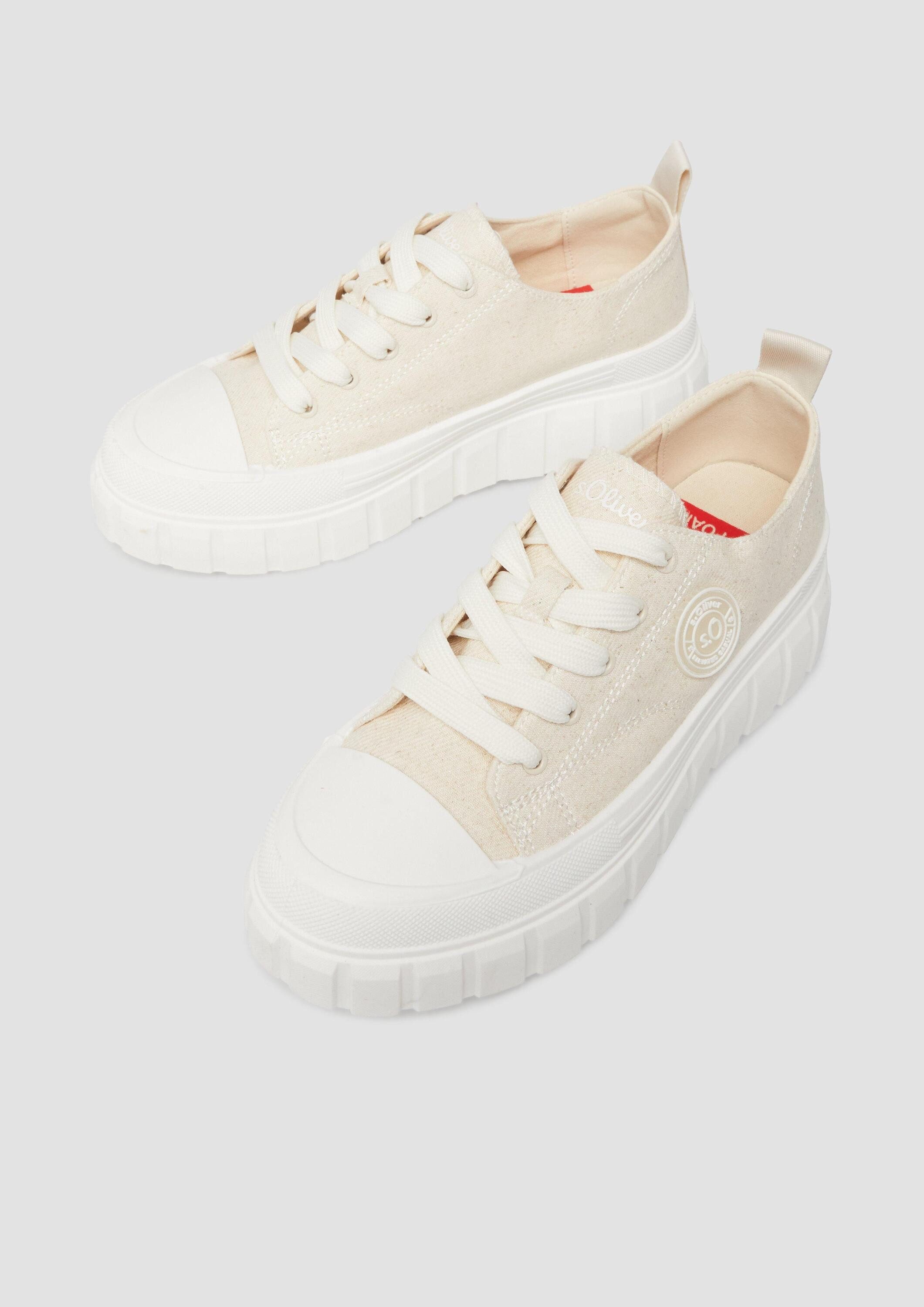 s.Oliver Sneakers Sneaker Textil-Sneaker mit Plateau-Sohle