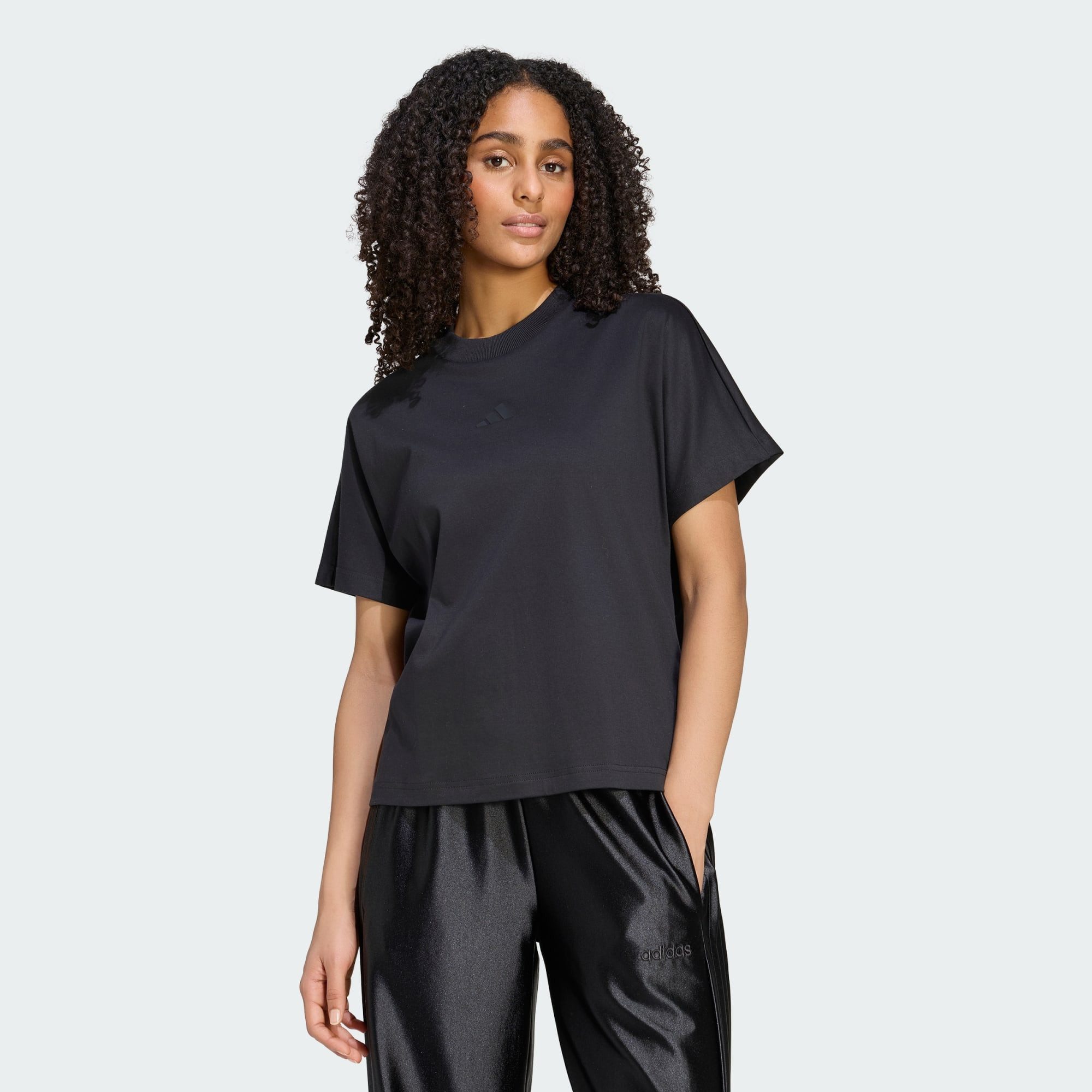 adidas Sportswear T-Shirt SOFT LUX LOCKERES T-SHIRT (1-tlg)
