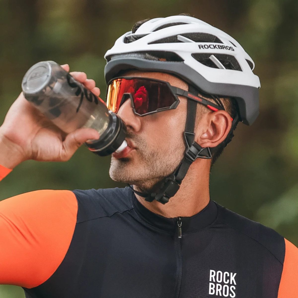 ROCKBROS Fahrradhelm HC-58BK, Aerodynamischer Helm mit optimaler Belüftung