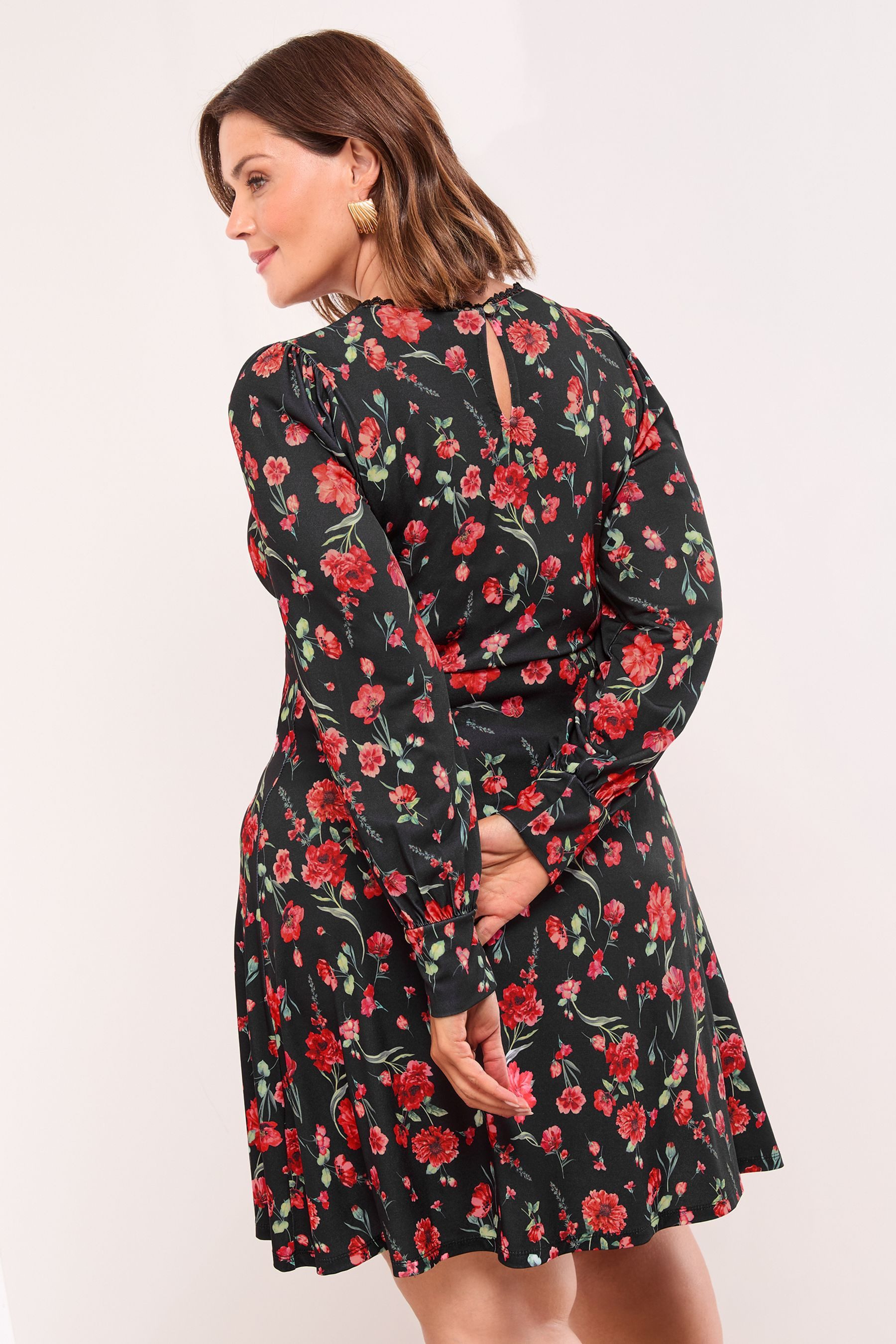 LIPSY Jerseykleid Lipsy Minikleid mit Spitze, Curve (1-tlg) günstig online kaufen