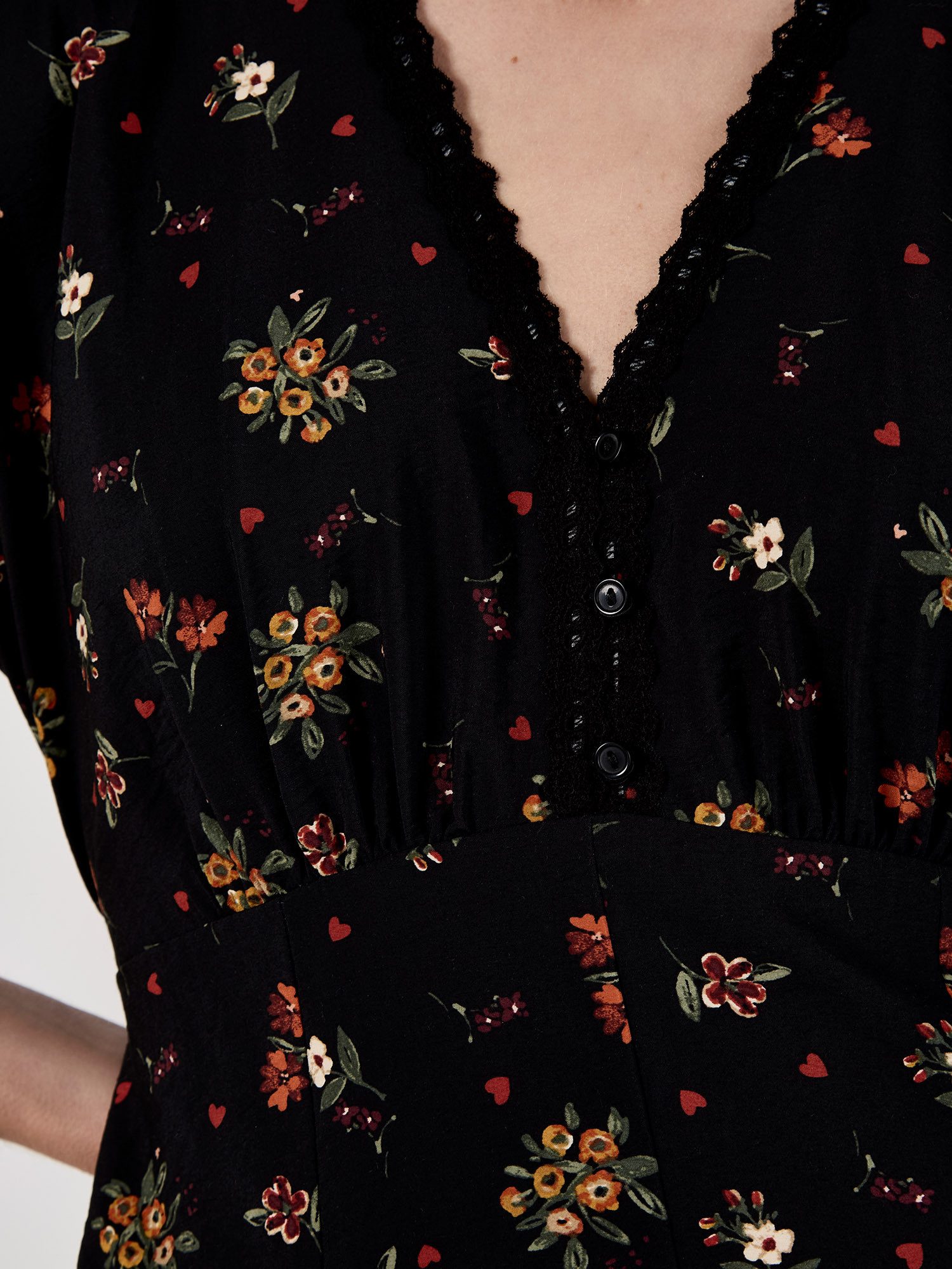 Apricot Midikleid Blumenkleid mit romantischem Spitzenbesatz günstig online kaufen