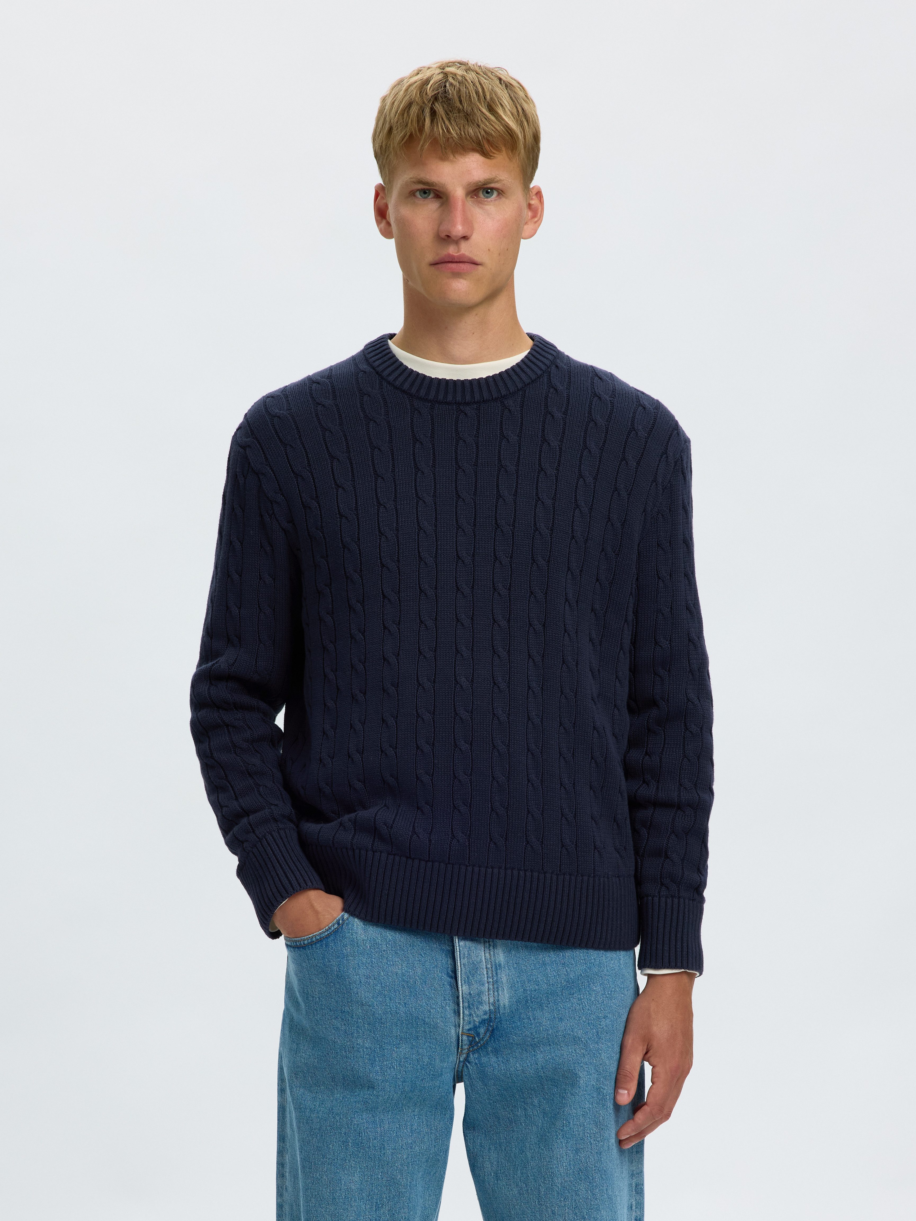 Selected Rundhalspullover SLMBRAUN KNIT CABLE CREW NOOS Baumwolle, relaxed fit