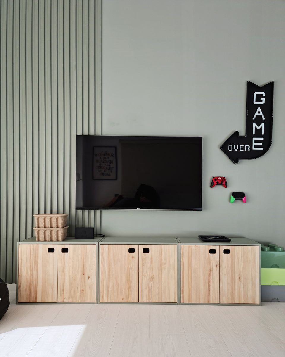 Astigarraga Kit Line Drehtürenschrank Würfel Holzregal Schrankmodul massives Kiefernholz, modularer kombinierbar, 2-türig