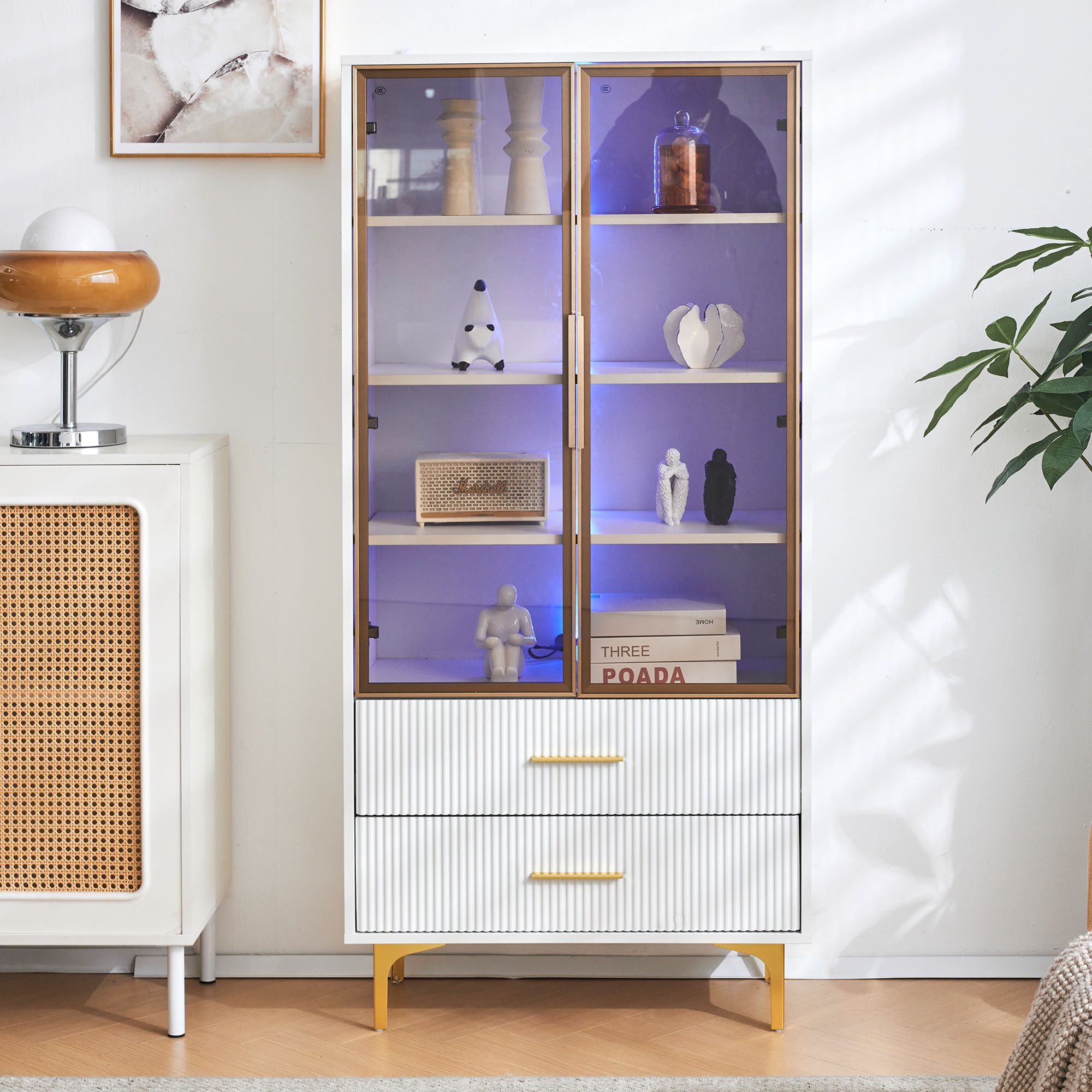 TavilaEcon Standvitrine Hochschrank mit 2 Teefarbene Türen, goldene Beine, günstig online kaufen