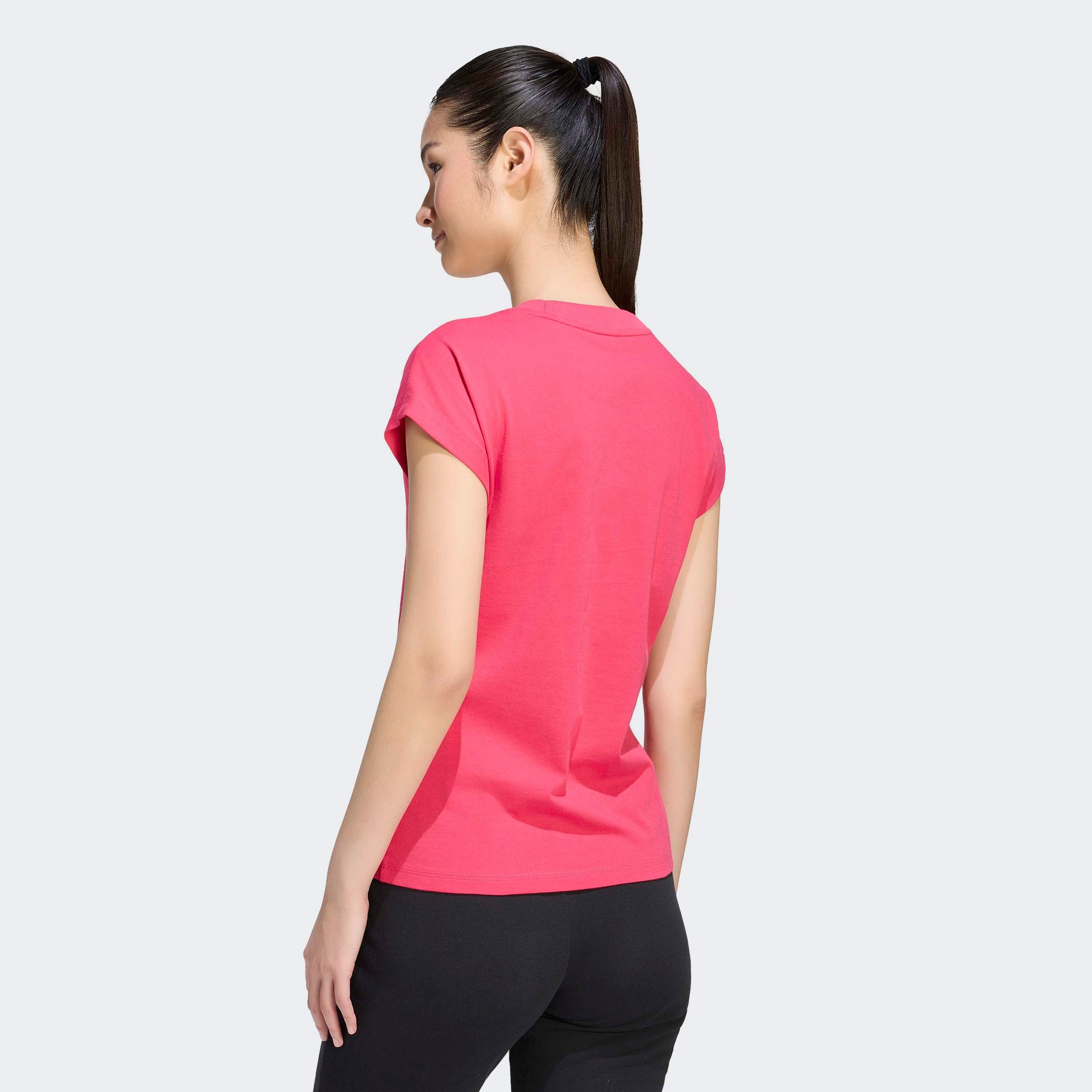 adidas Sportswear T-Shirt ESSENTIALS LINEAR COTTON sportlicher Stil, Kurzarm, ohne Verschluss, aus Baumwolle