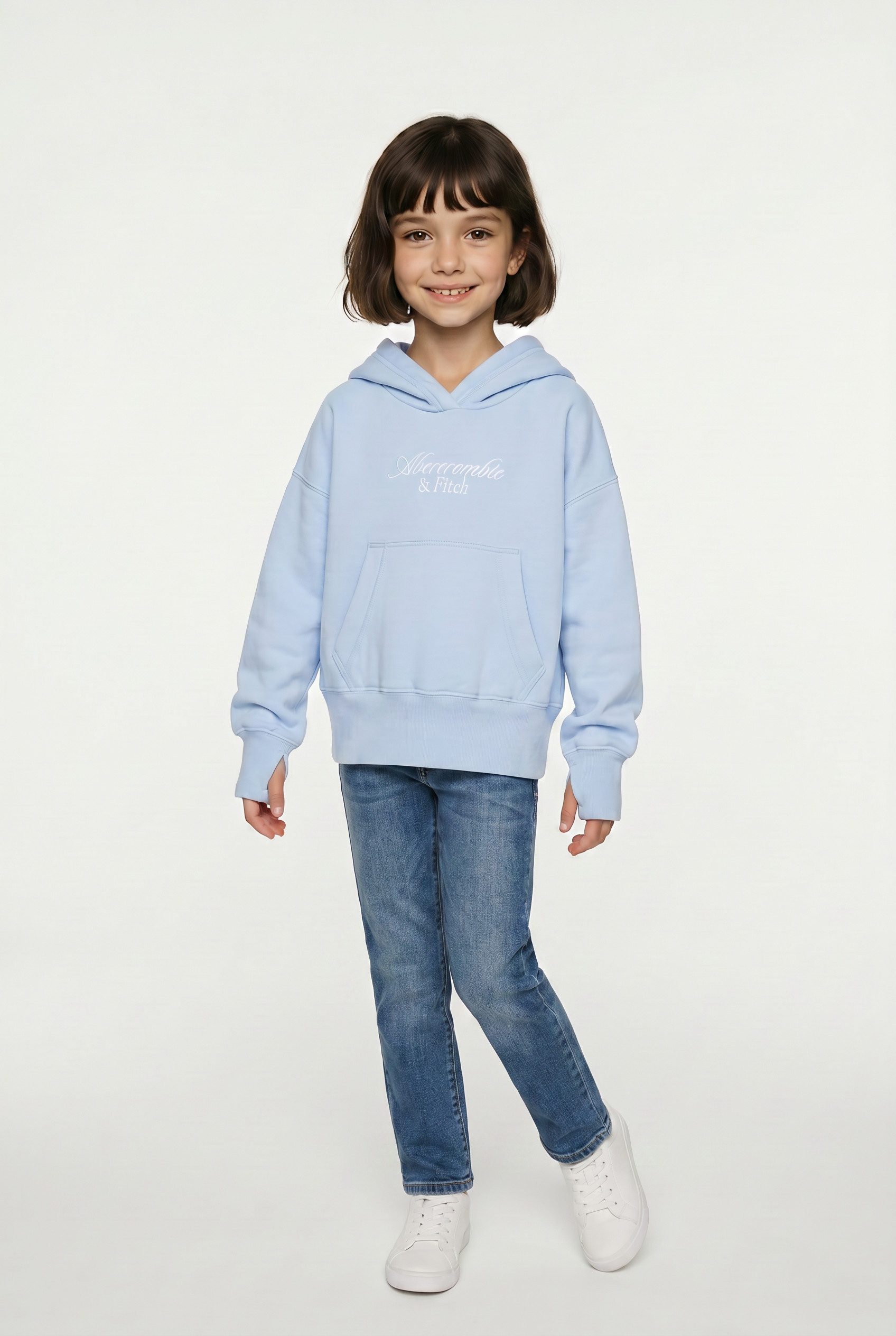 Abercrombie Kids Hoodie ESSENTIAL LOGO HOODIE mit farblich passender Logostickerei, extra kurz