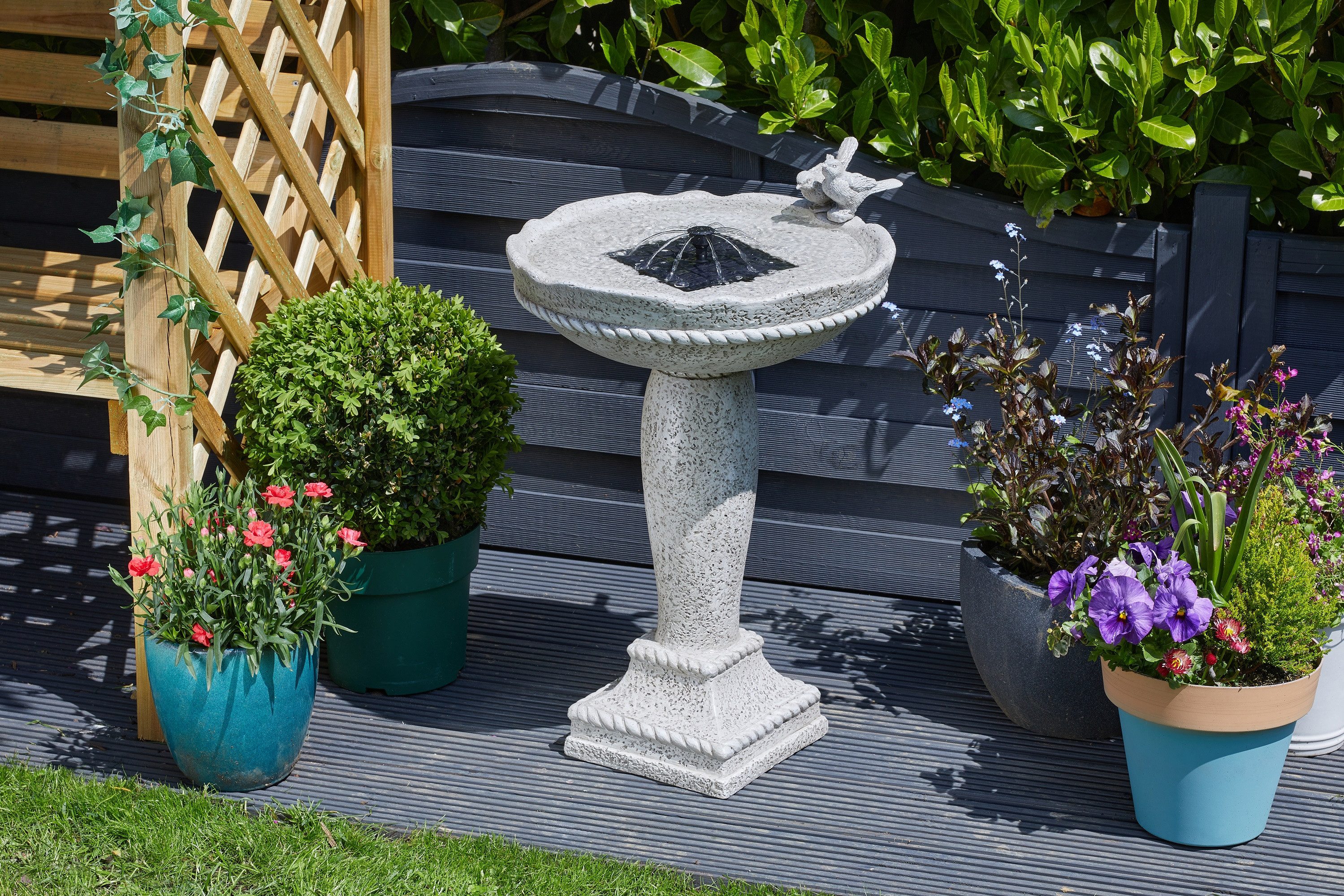 Smart Garden Gartenbrunnen Solar-Wasserbrunnen Vogeltränke 63 cm Garten Terrasse, (1 tlg)