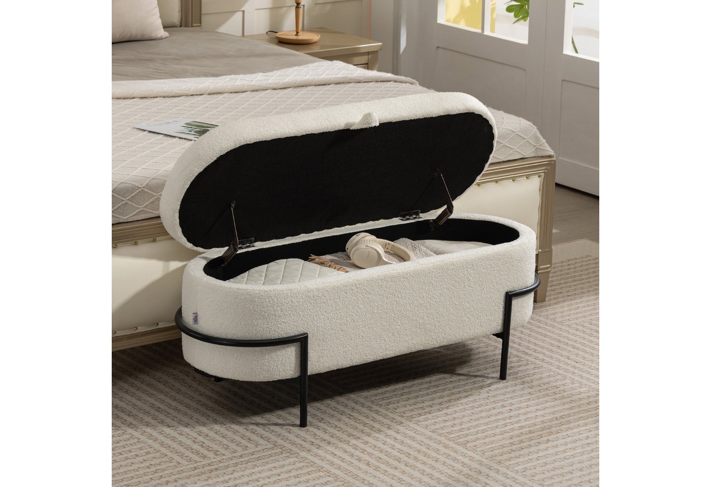 HOMCOM Sitzbank Sitztruhe mit hochklappbarem Deckel, Fleece-Optik, Truhenbank (Polsterhocker, 1-St., Aufbewahrungs-Hocker), für Wohnzimmer, Schlafzimmer, Cremeweiß