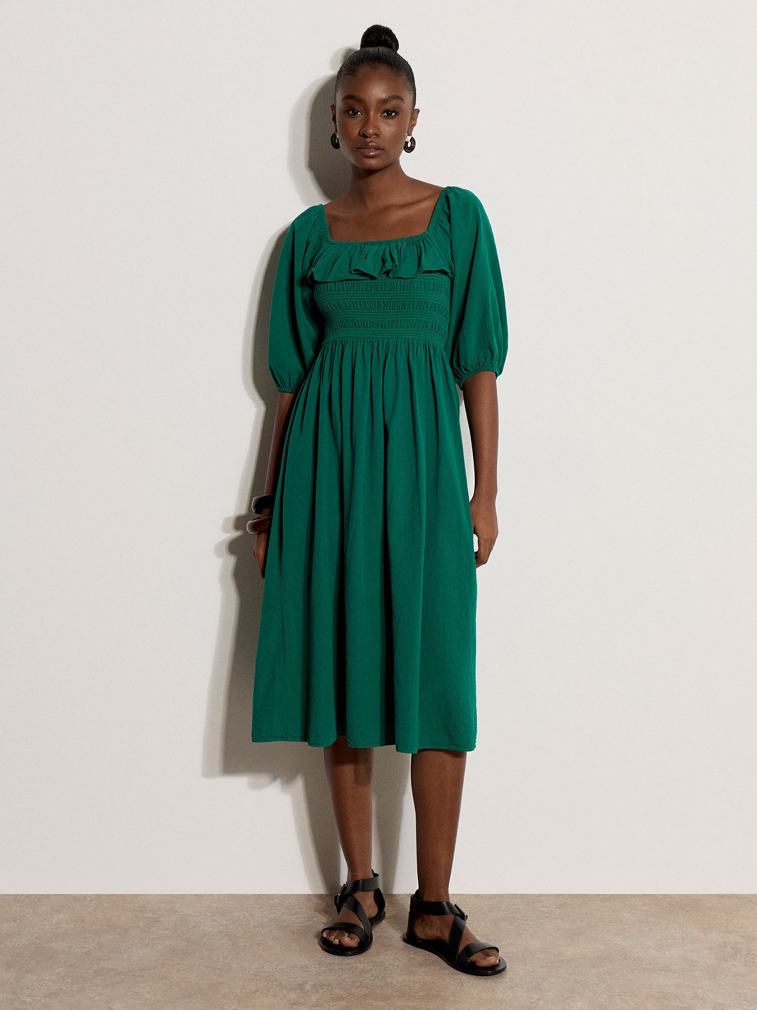 Apricot Midikleid Midi-Kleid im Milchmädchen-Stil mit Rüschen Gerafft – Bild 4 von 4