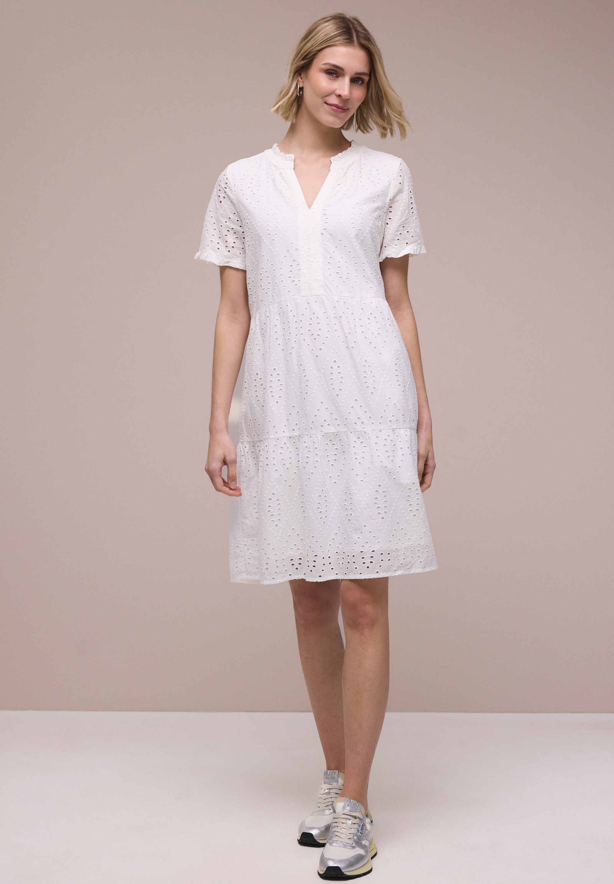 STREET ONE Tunikakleid mit Lochmuster