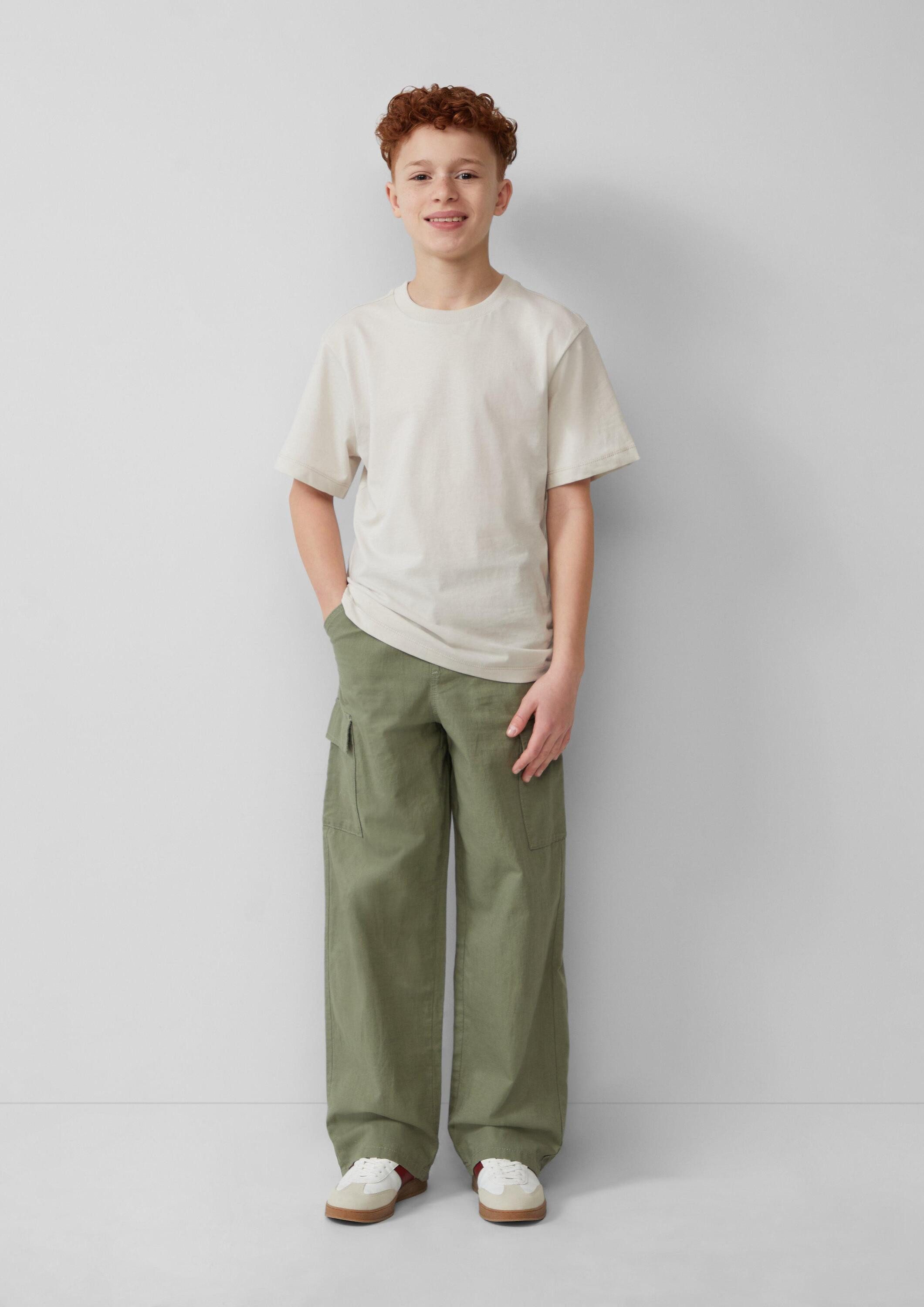 s.Oliver Kurzarmshirt T-Shirt T-Shirt mit Rückenprint und überschnittenen Schultern