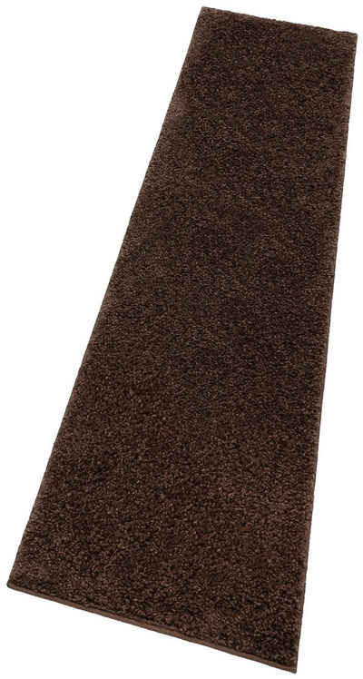 flauschiger Teppich Design einrichtung holz täfelung kerzen windlichter