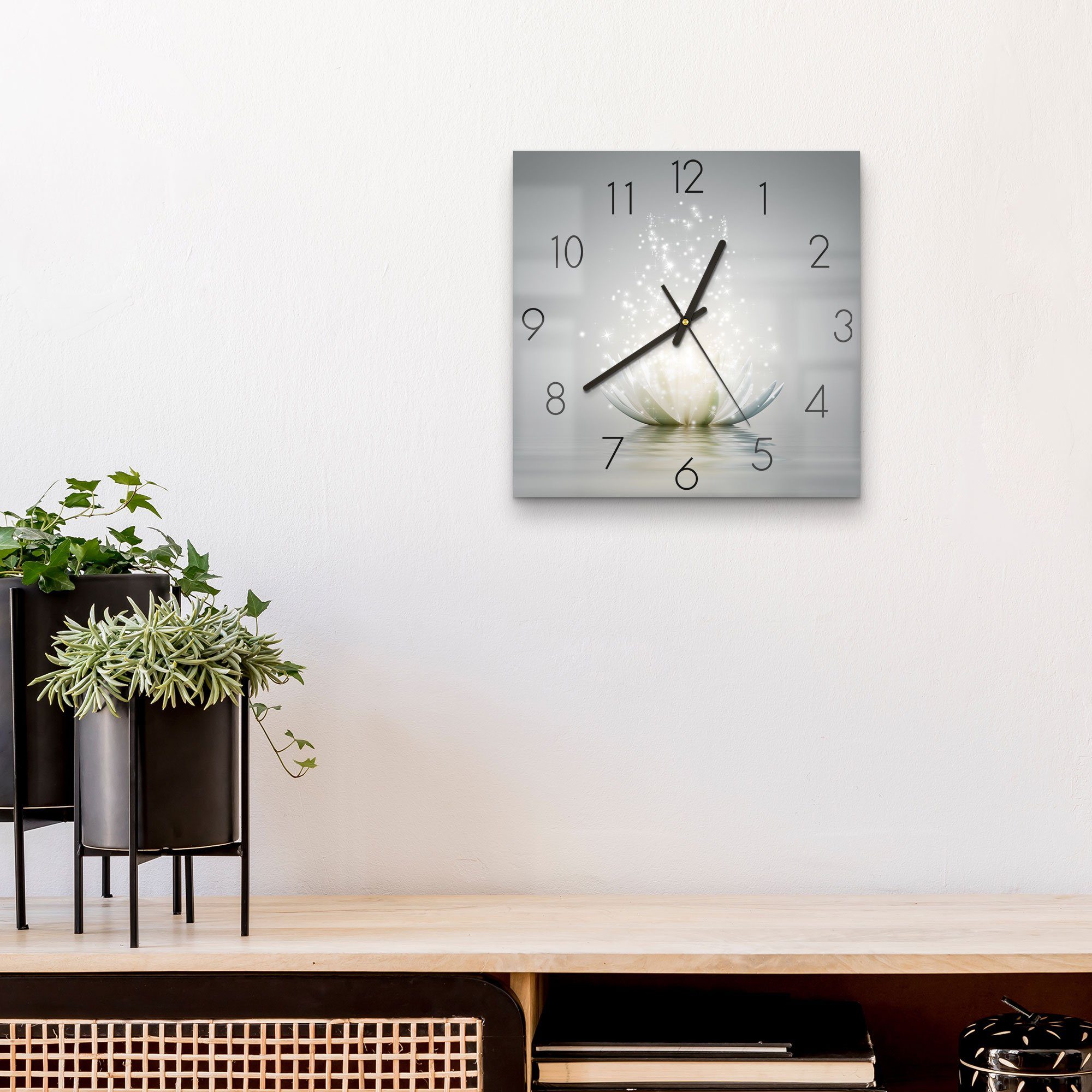 DEQORI Wanduhr 'Funkelnde Lotusblüte' (Glas Glasuhr modern Wand Uhr Design Küchenuhr) – Bild 4 von 5