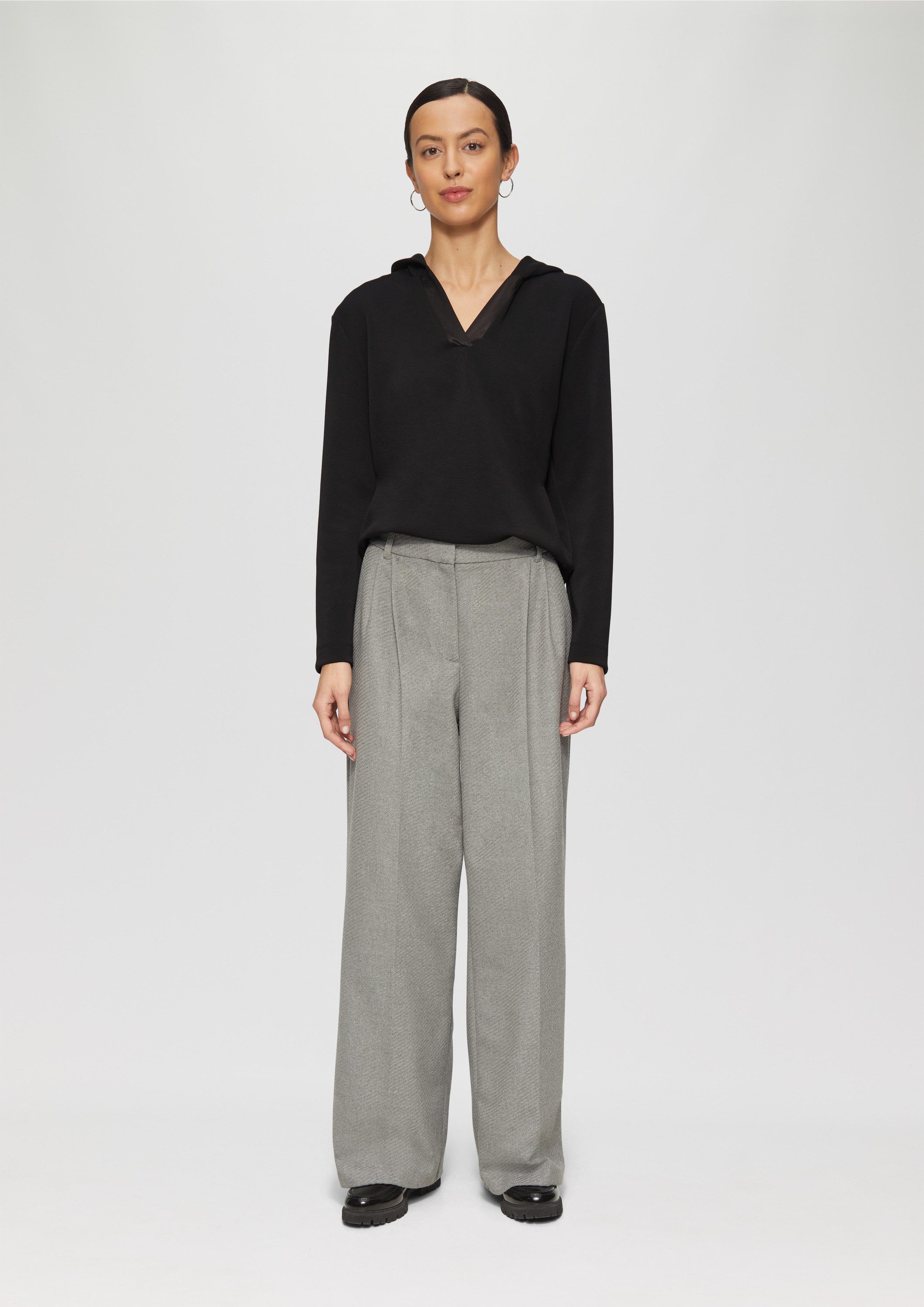 s.Oliver Sweatshirt Sweatshirt Kapuzenshirt aus Sweat mit Satin-Details