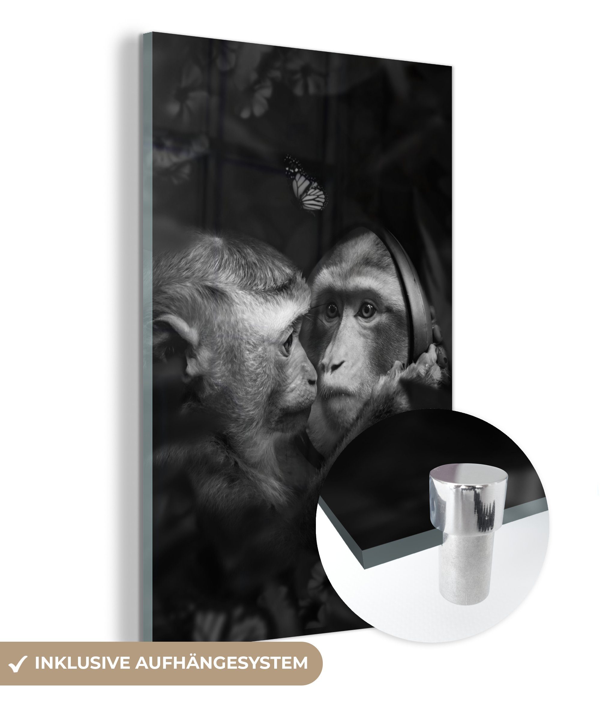 MuchoWow Acrylglasbild Spiegelbild eines Affen im Dschungel - schwarz und weiß, (1 St), Glasbilder - Bilder auf Glas Wandbild - Foto auf Glas - Wanddekoration bunt