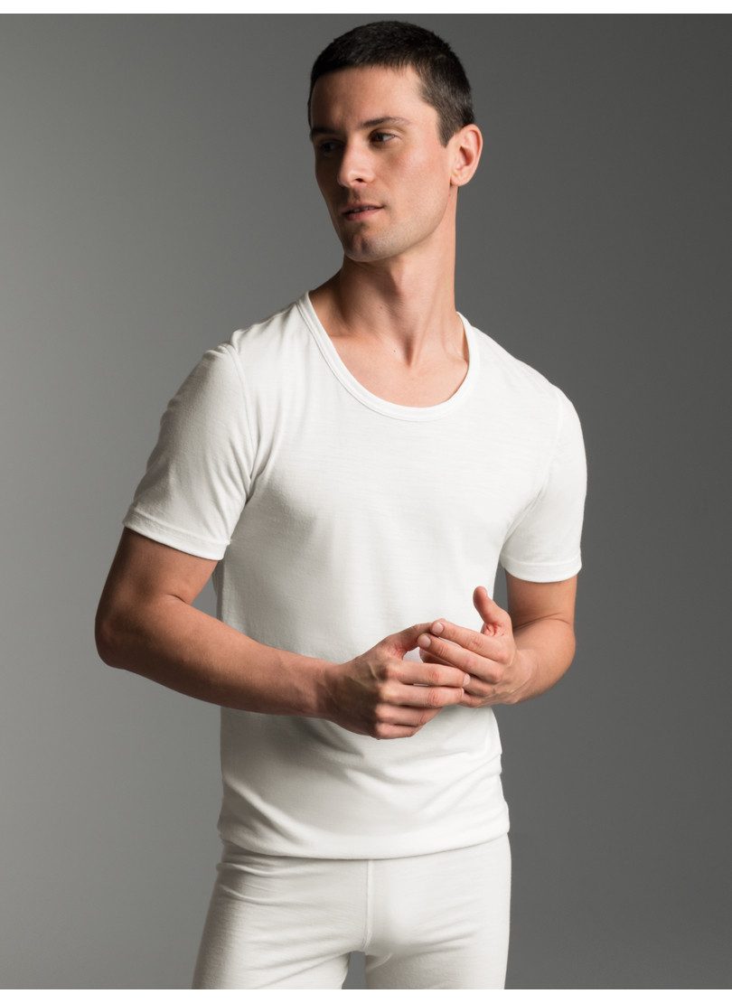 Trigema Funktionsshirt TRIGEMA T-Shirt aus Merinowolle (1-tlg)