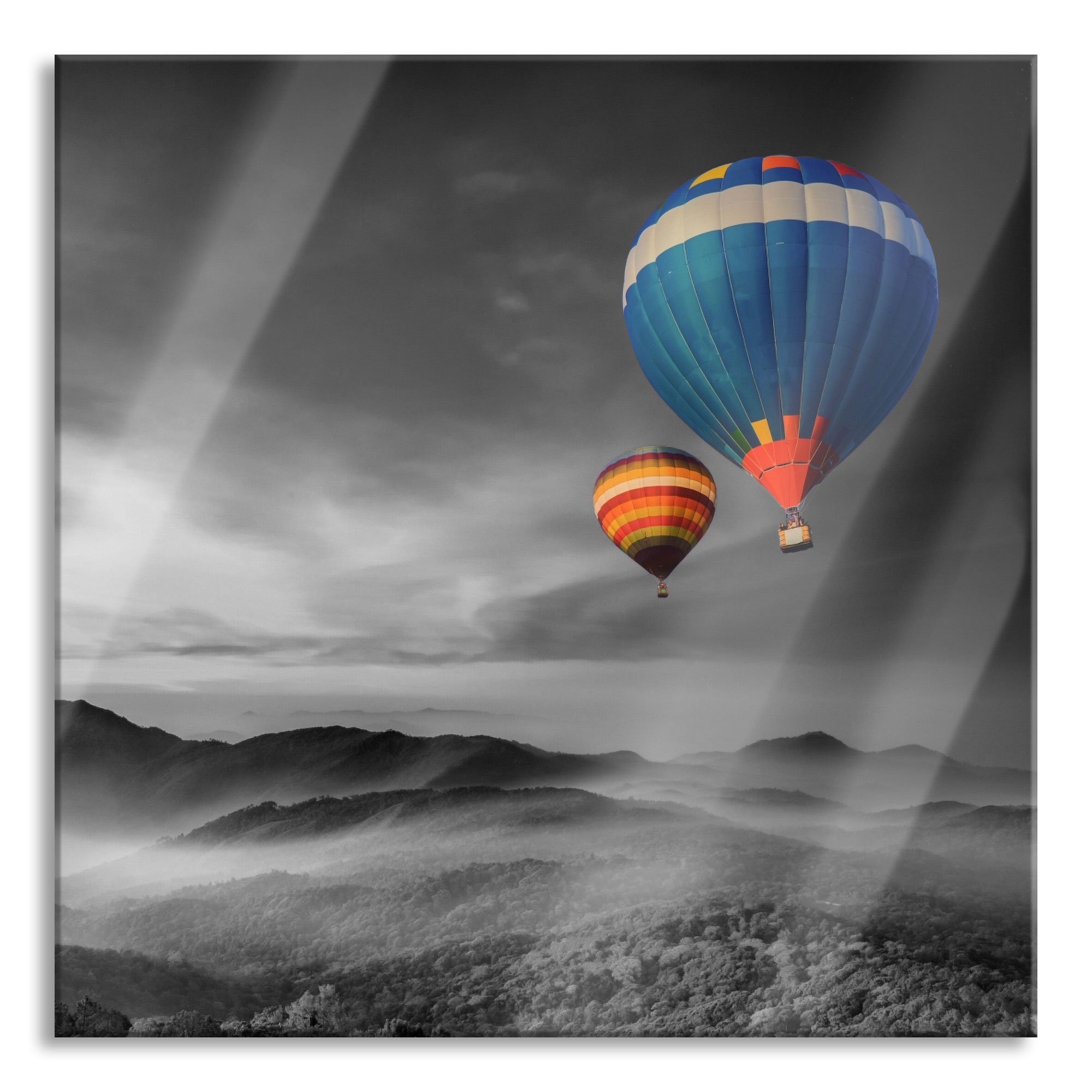 aus Glasbild Echtglas, den Abstandshalter den inkl. St), Pixxprint Glasbild Heißluftballons und (1 über über Aufhängungen Alpen, Alpen Heißluftballons
