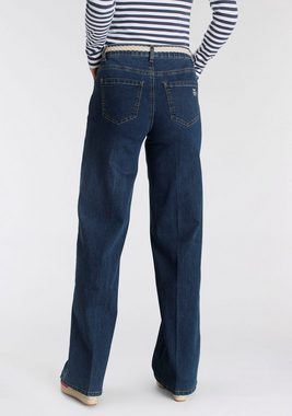 DELMAO Weite Jeans (Set, 2-tlg., mit Gürtel) mit modischem Flechtgürtel ---NEUE MARKE!