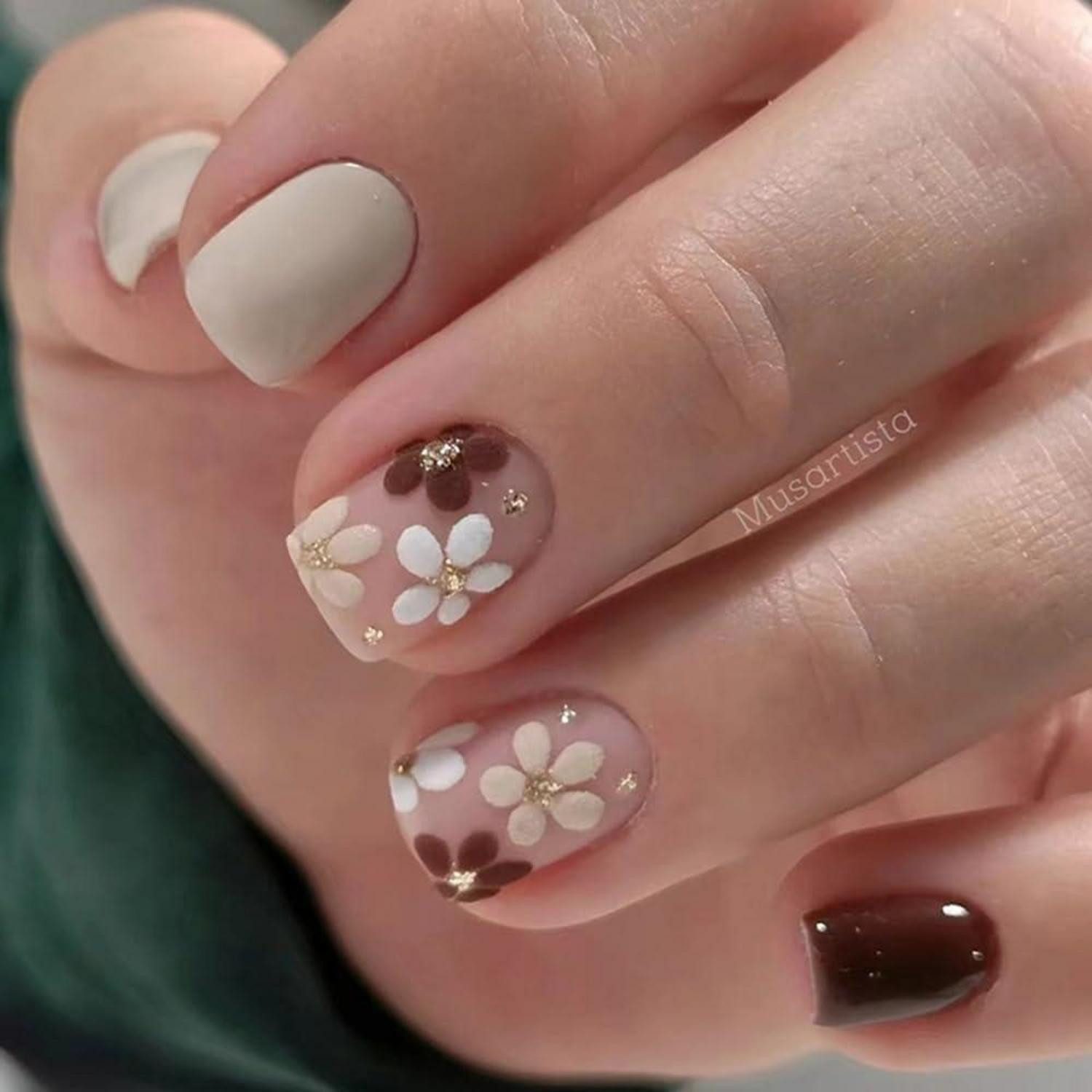 Kunstfingernägel 24 Stück Beige Press on Nails - Blumenmuster Mittlere Länge