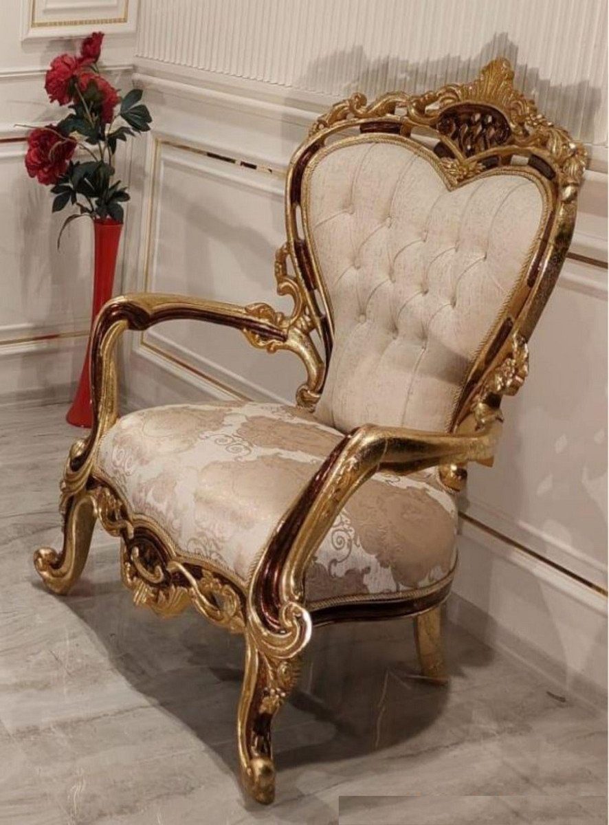 Casa Padrino Sessel Wohnzimmer Braun Luxus Sessel Wohnzimmer - Barock Prunkvoller Sessel / Möbel / mit - Barock Cremefarben Gold elegantem Muster Handgefertigte