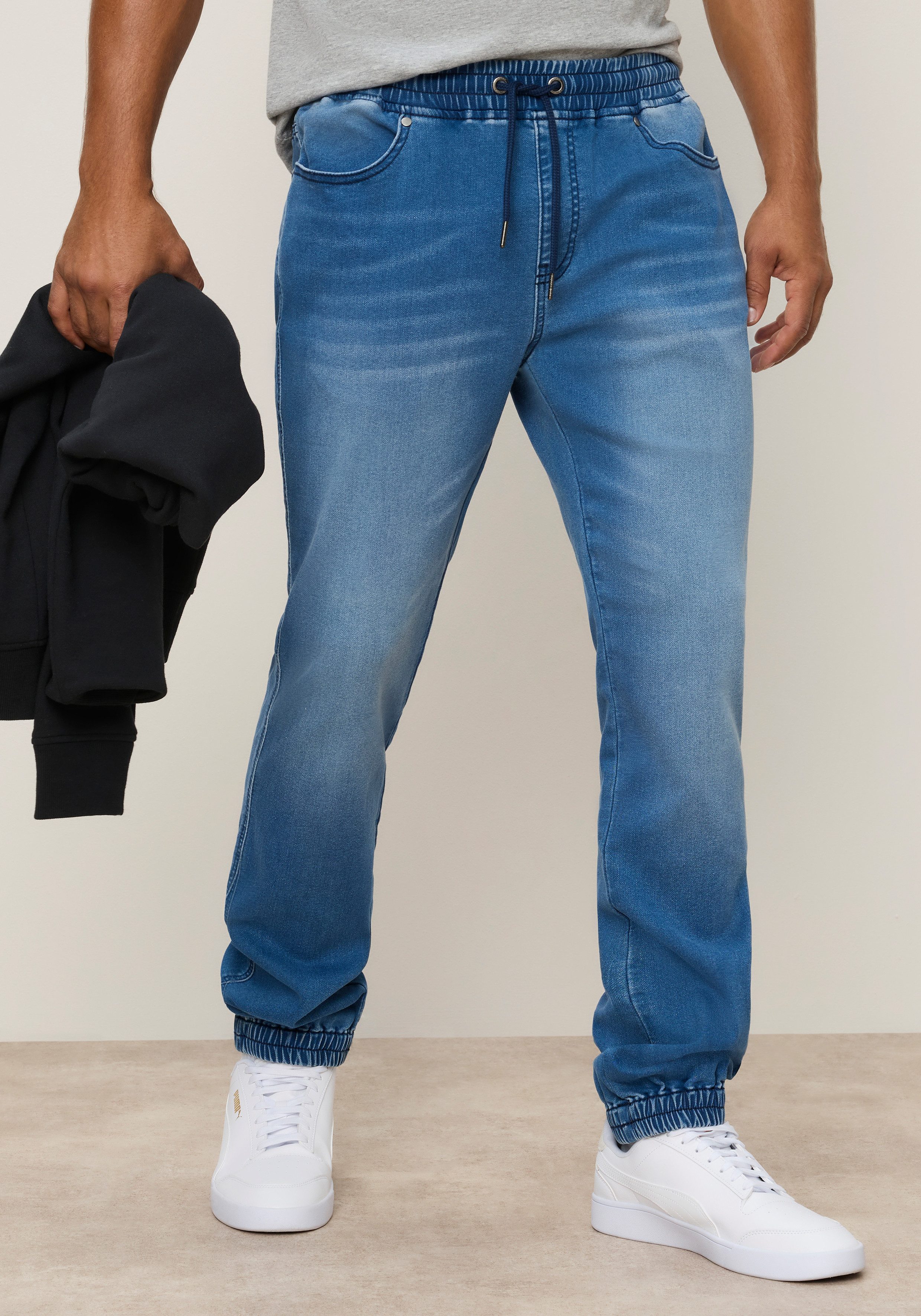 Bruno Banani Jogg Pants comfort fit mit Kordelzug, normale Leibhöhe, lange Schnittform, in 32 und 34 Inch