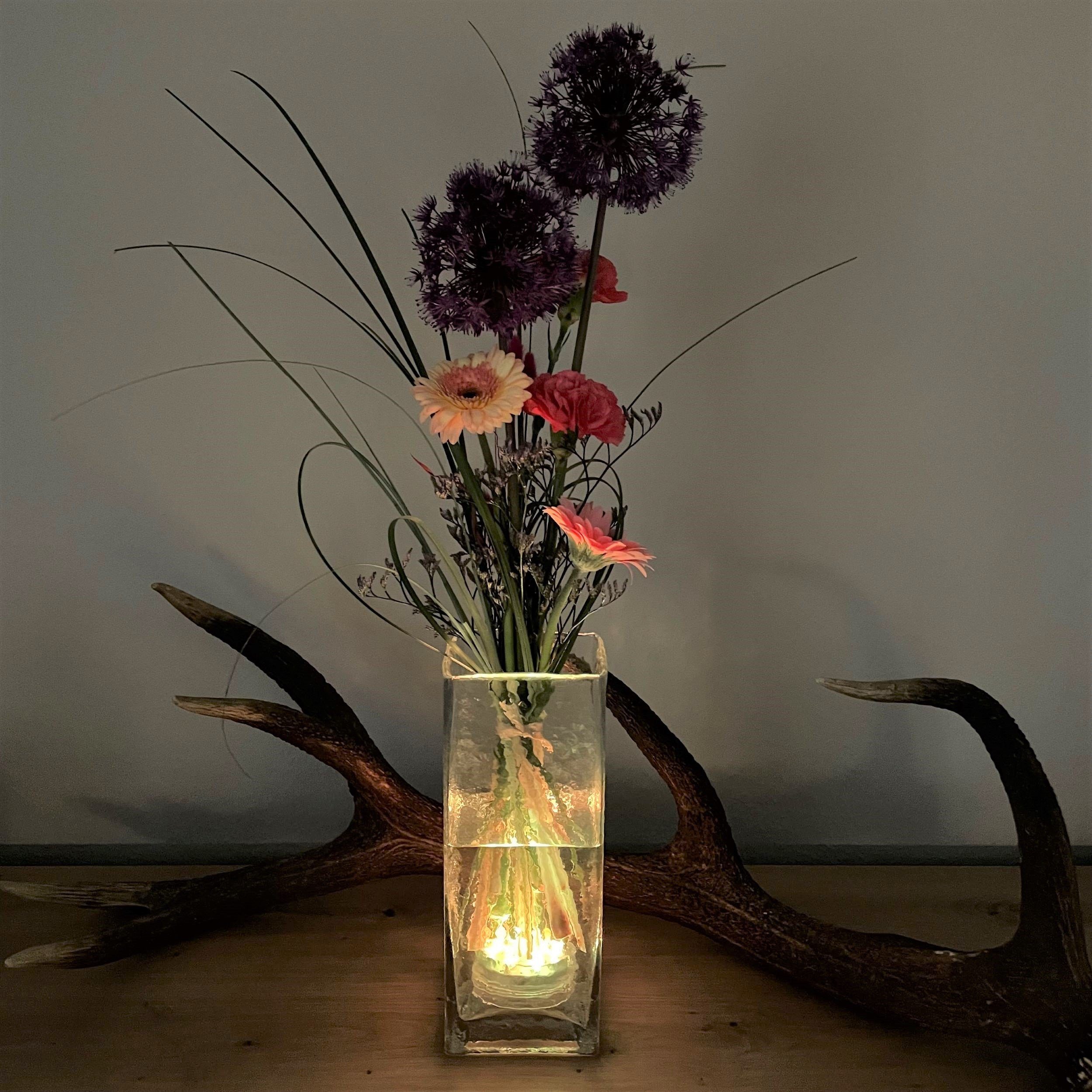 Online-Fuchs Tischvase Große Glasvase mit LED-Unterwasserbeleuchtung ECKIG günstig online kaufen