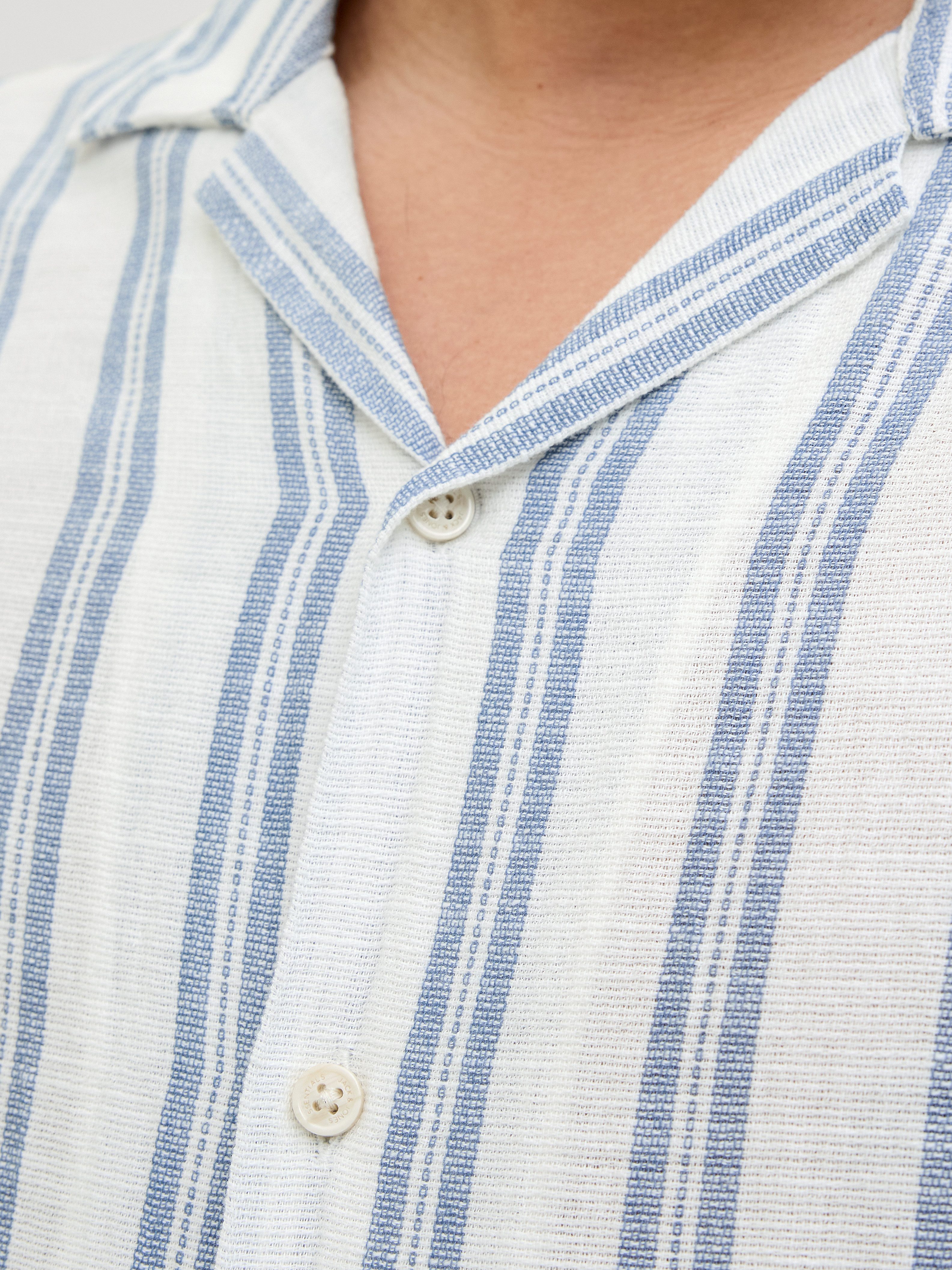 Jack & Jones Kurzarmhemd JJEENZO STRIPE günstig online kaufen