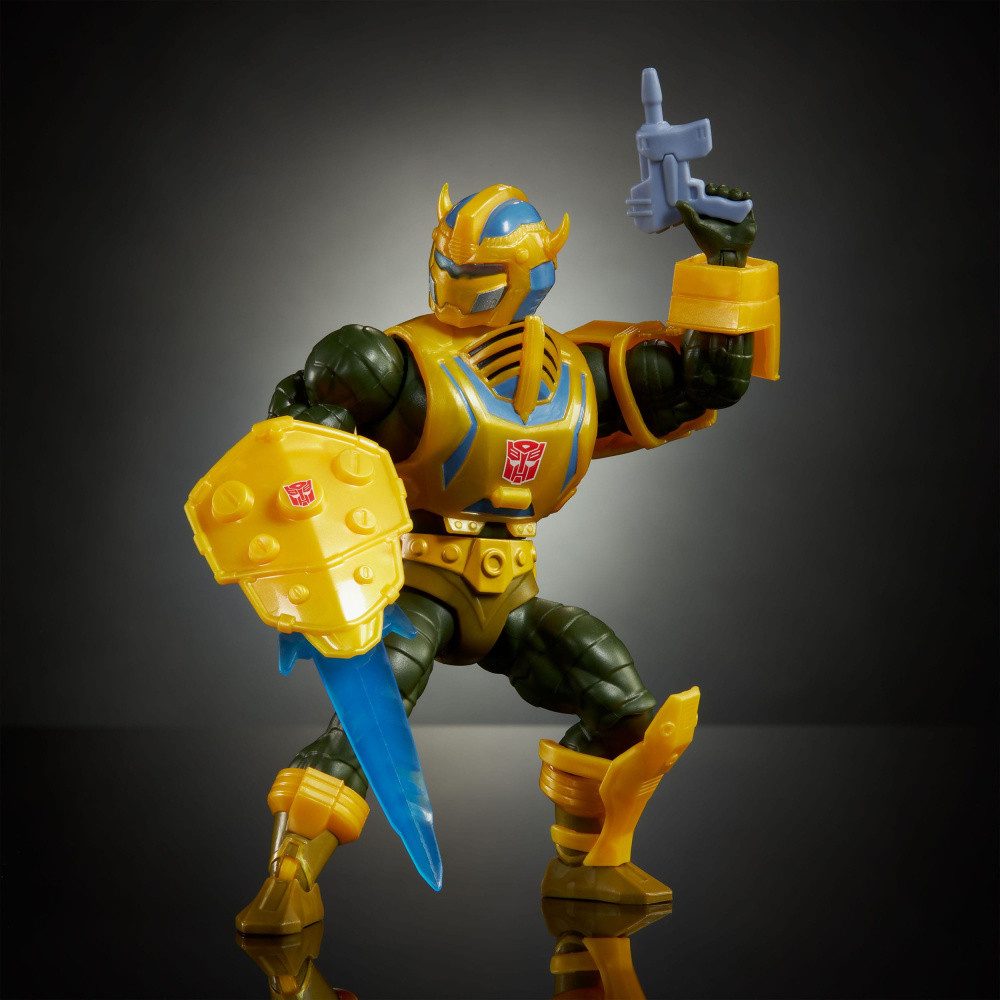 Mattel® Actionfigur Masters of the Universe x Transformers Actionfigur Bumblebee Armor Man – Bild 3 von 5