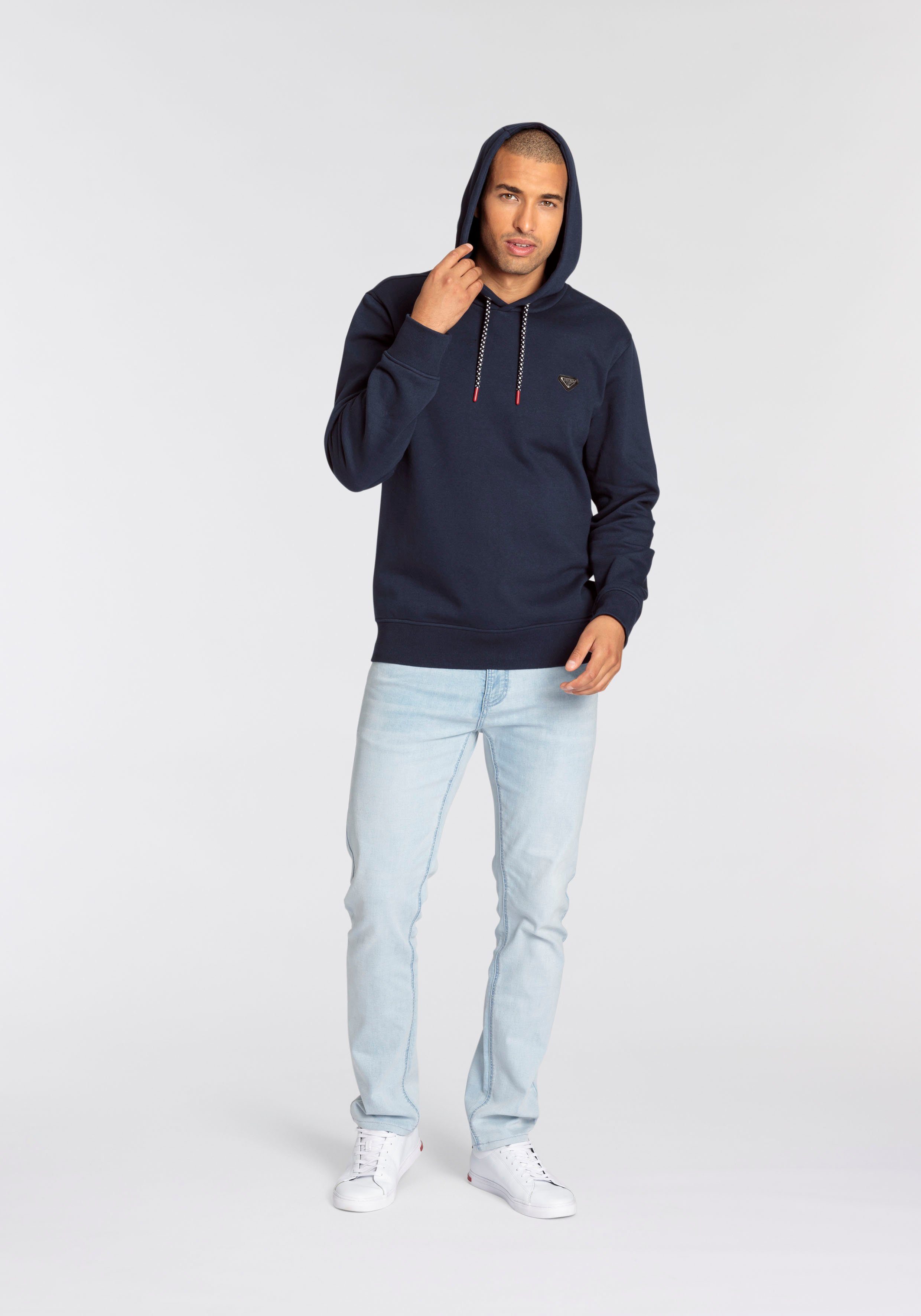 Bruno Banani Kapuzensweatshirt mit mehrfarbigen marine Kordeln