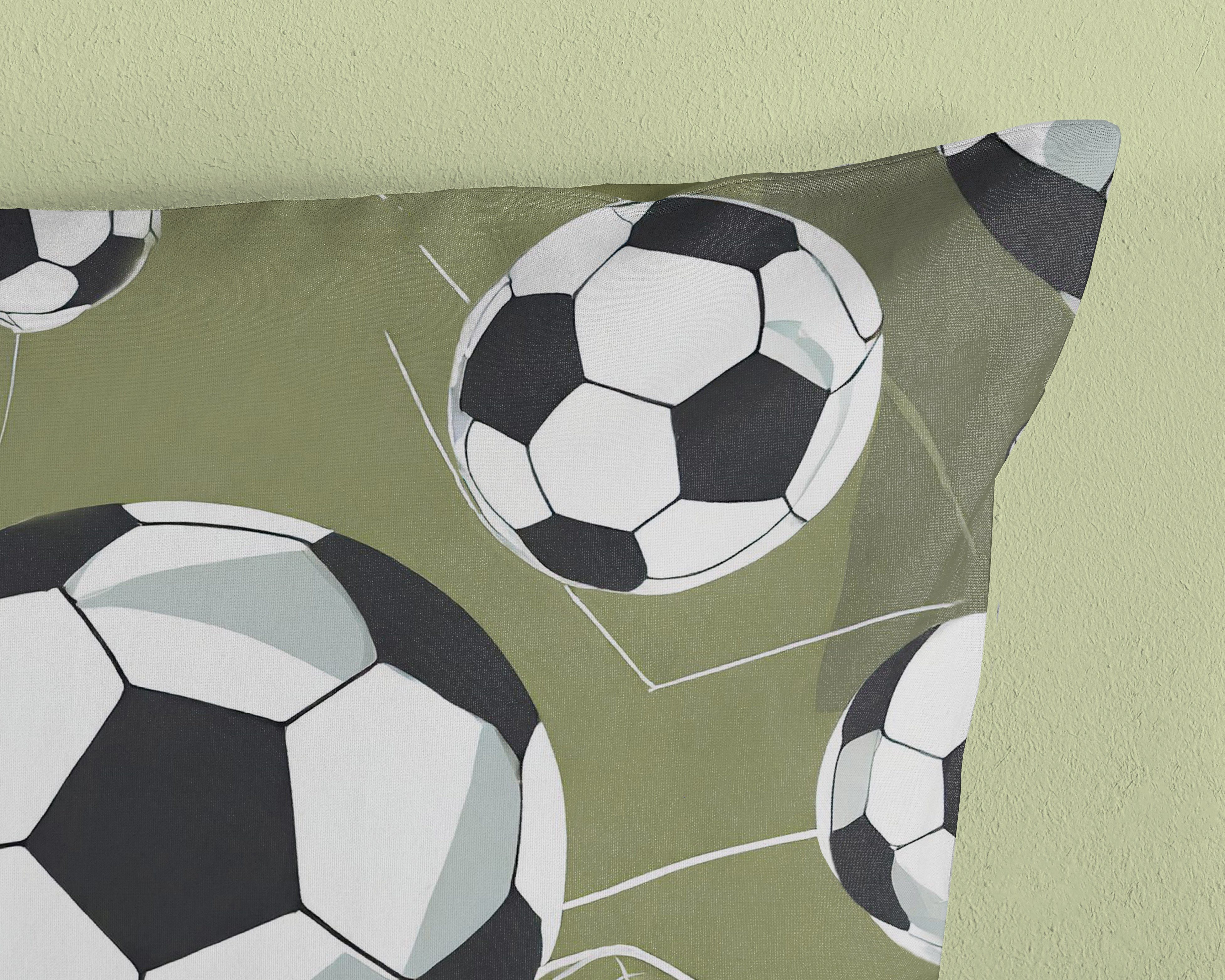 PURE luxury collection Kinderbettwäsche Daan, Microfaser, 2 teilig, Mikrofaser, 135x200, 2 Teilig, Wendeoptik, Kind, Junge, Fußball – Bild 4 von 5