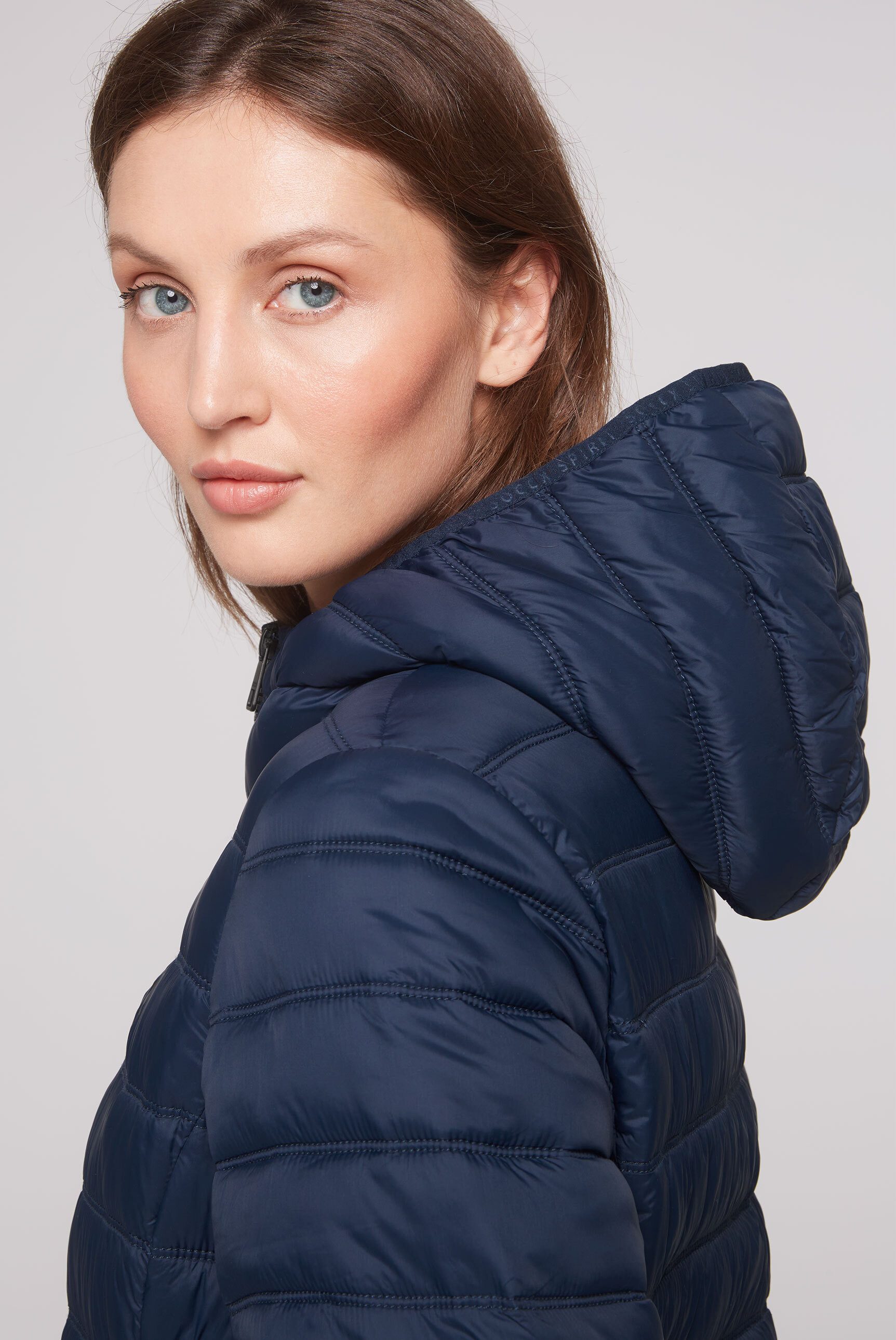 SOCCX Outdoorjacke mit elastischem Saumabschluss