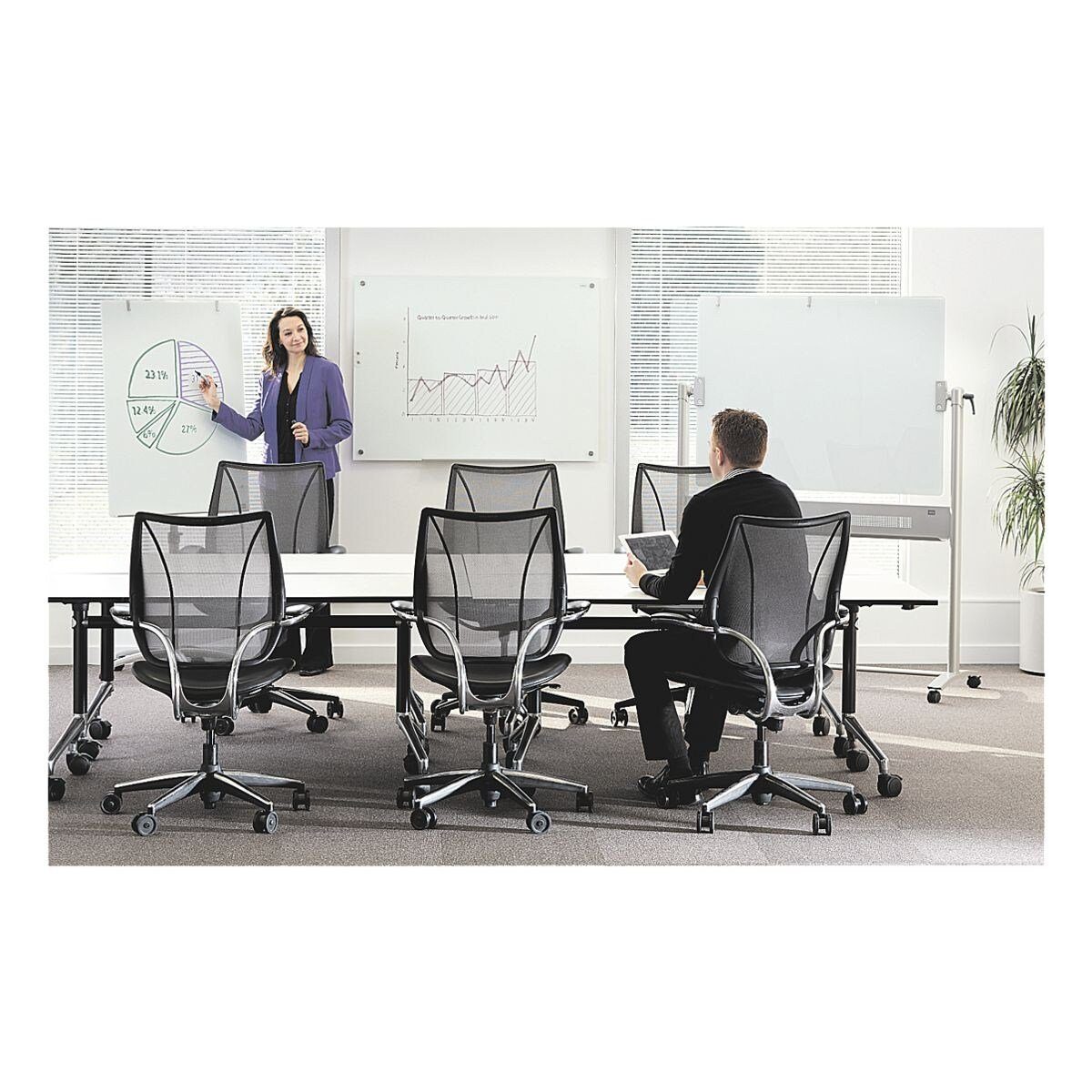 NOBO Magnettafel Diamond, Flipchart 70x100 cm, H 145-185 cm, mit Glasoberfläche, Stativ