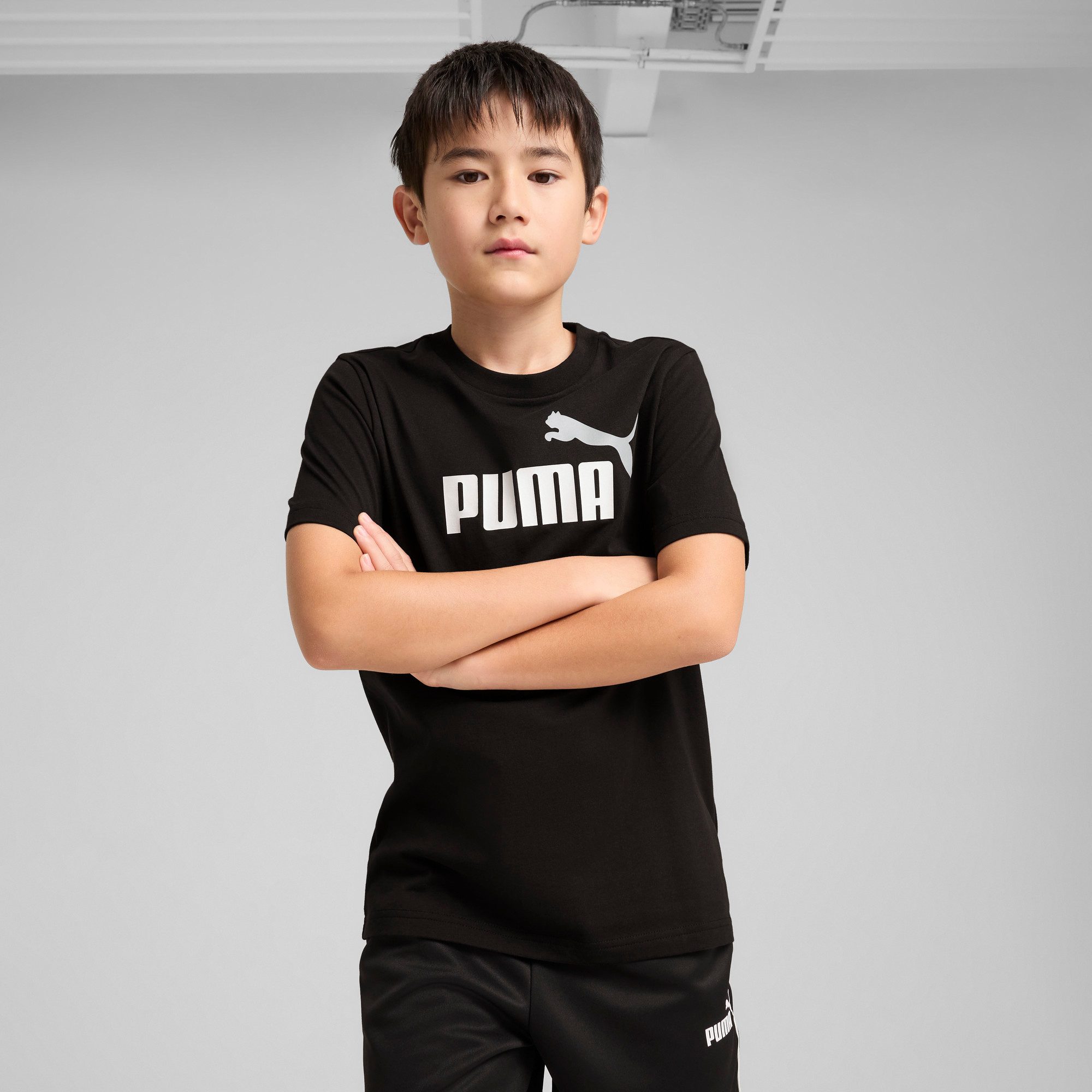 PUMA T-Shirt ESS 2 COLOR NO1 LOGO TEE B mit Rundhalsausschnitt, Kurzarm, ohne Kapuze