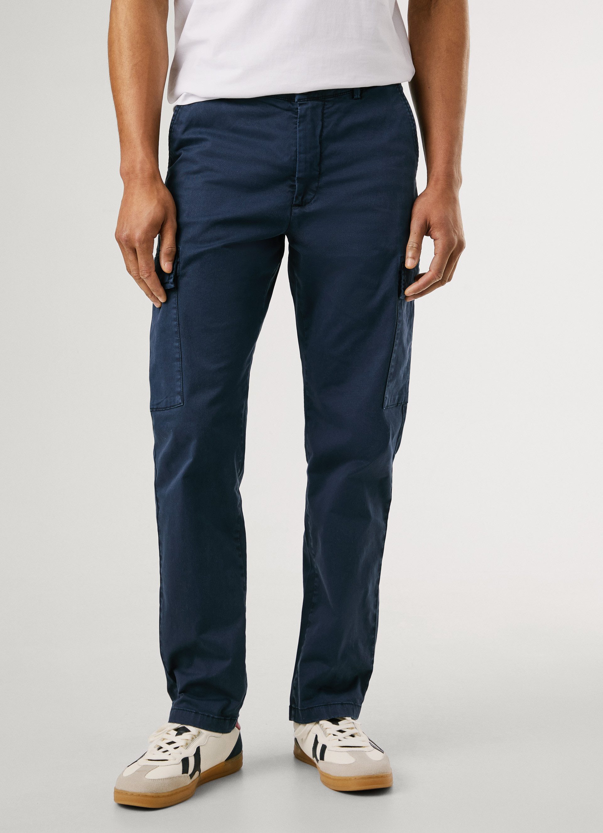 Pepe Джинсы Chinohose SLIM CARGO TWILL mit aufgesetzten Taschen