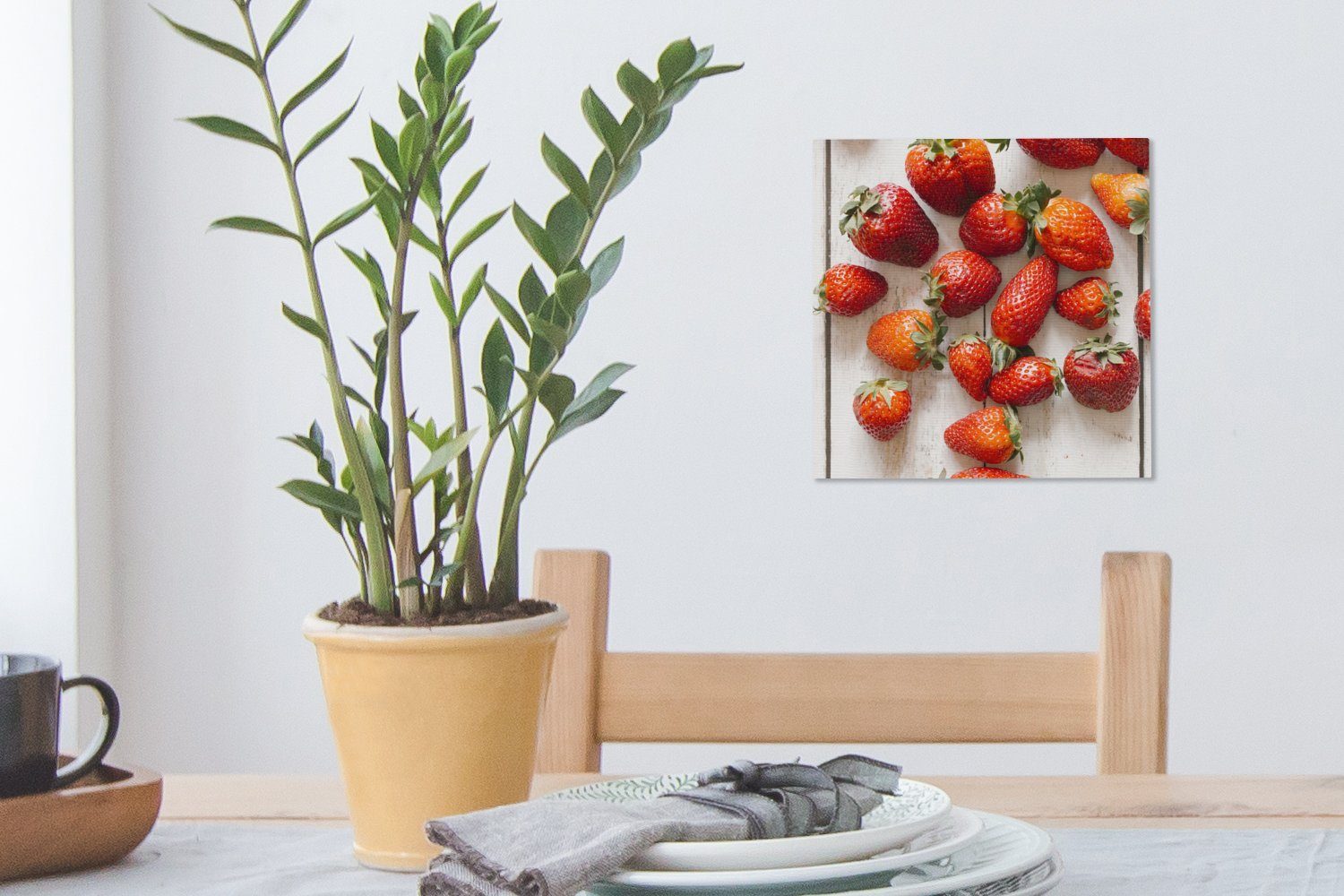 für - St), OneMillionCanvasses® Leinwand Schlafzimmer - Bilder Obst Tisch, Wohnzimmer (1 Erdbeere Leinwandbild