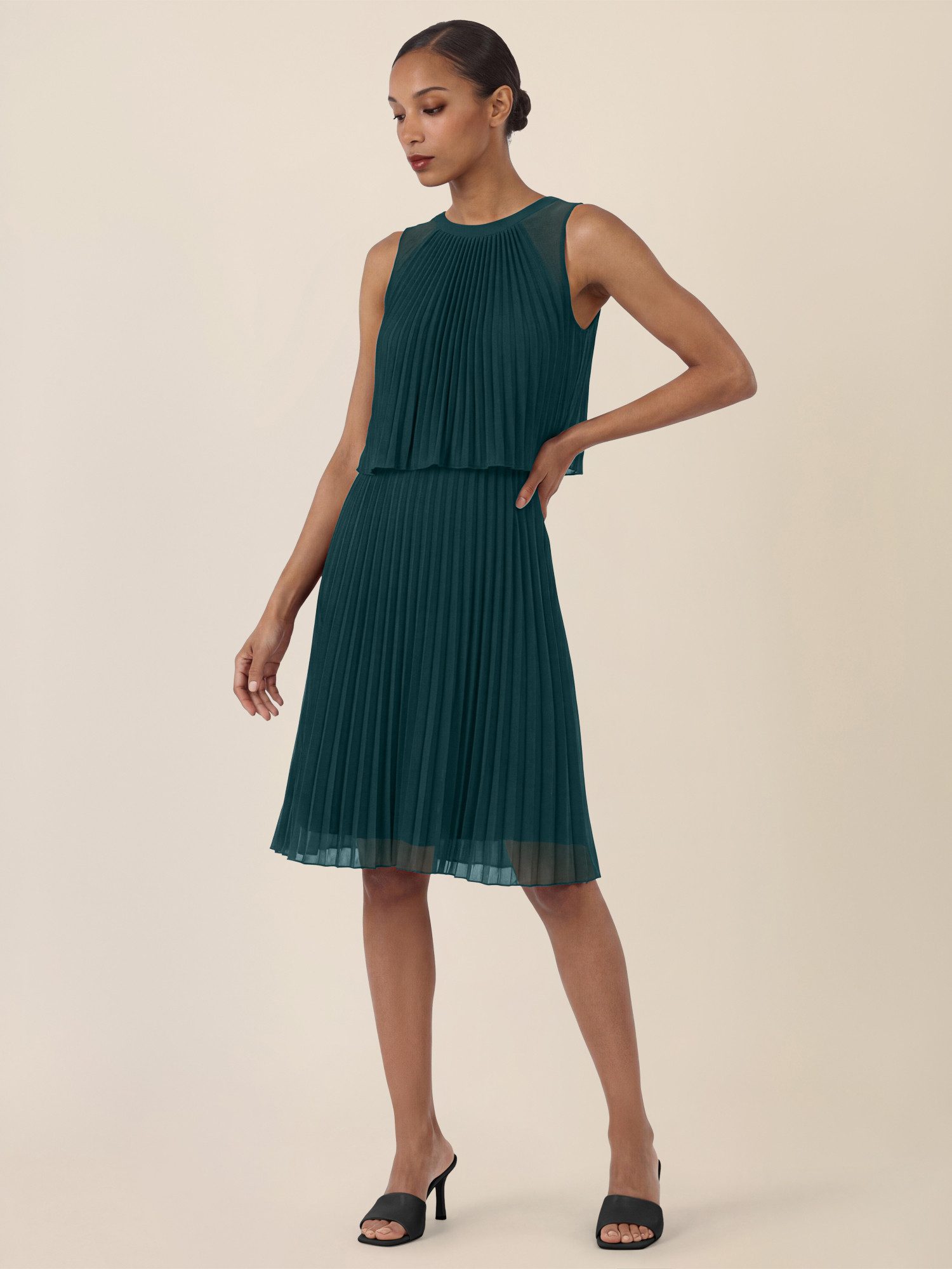 Apart Chiffonkleid mit doppellagigem Oberteil günstig online kaufen